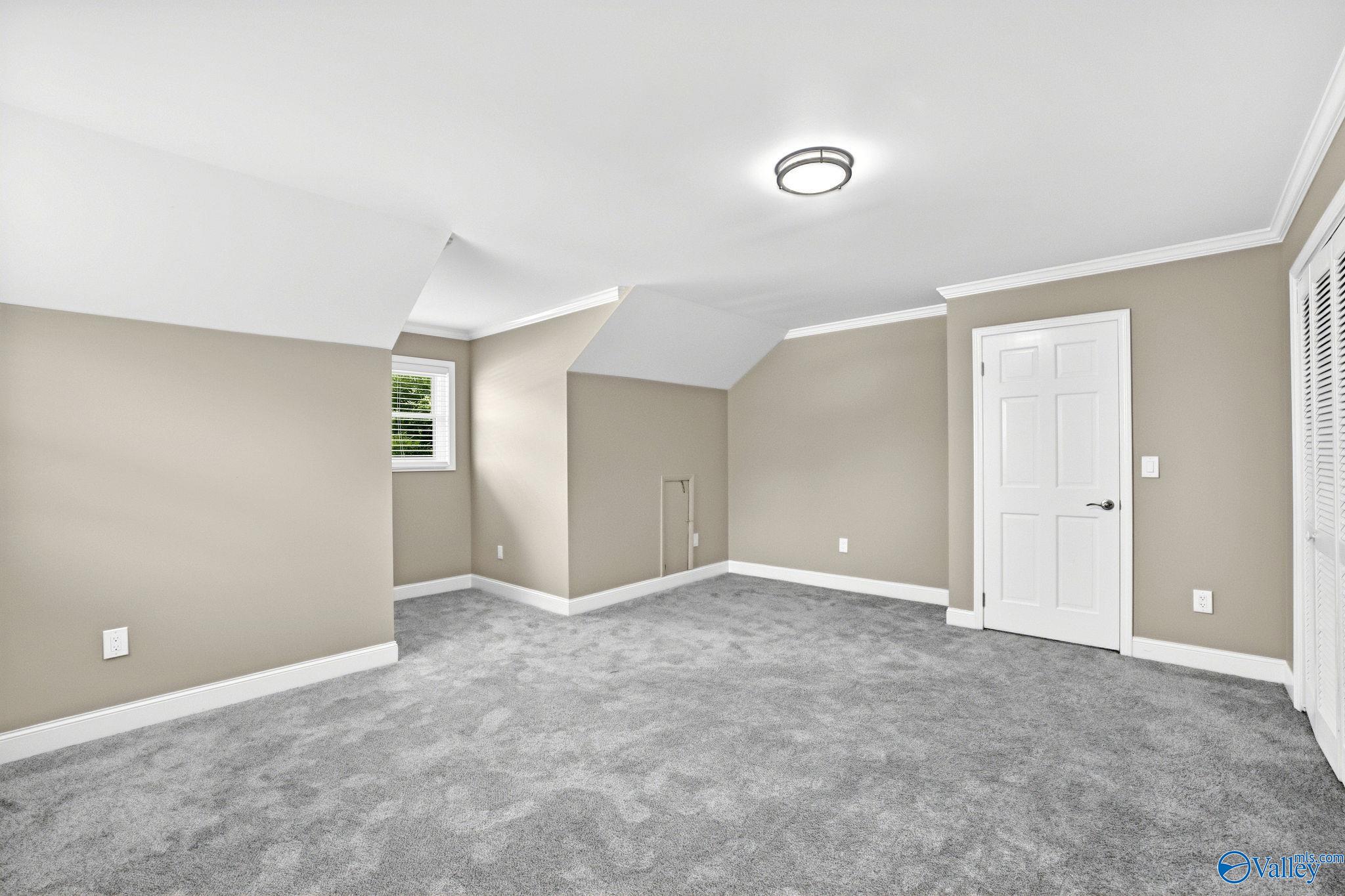 127 Willow Cove Drive
