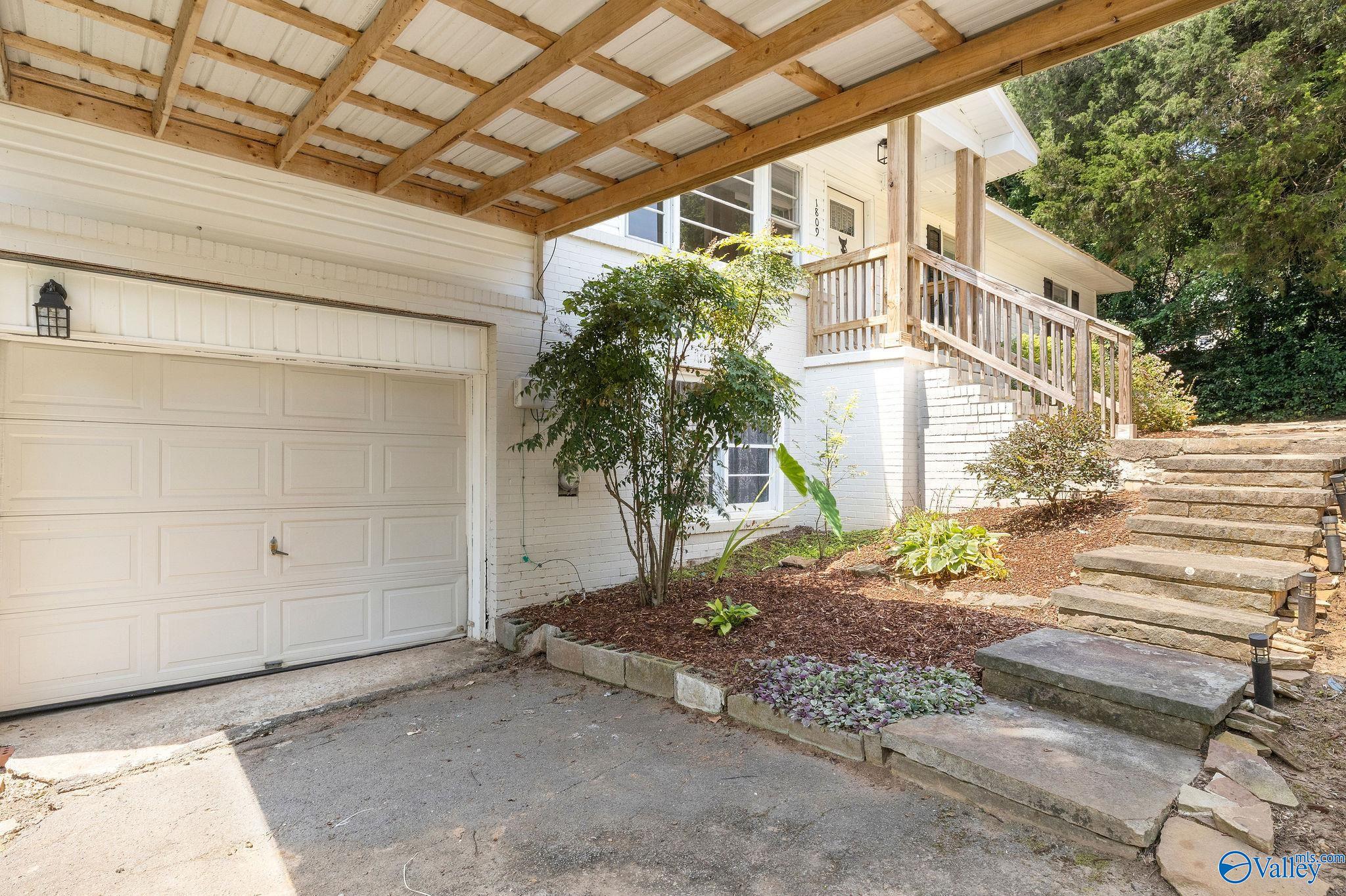 1809 Winston Street