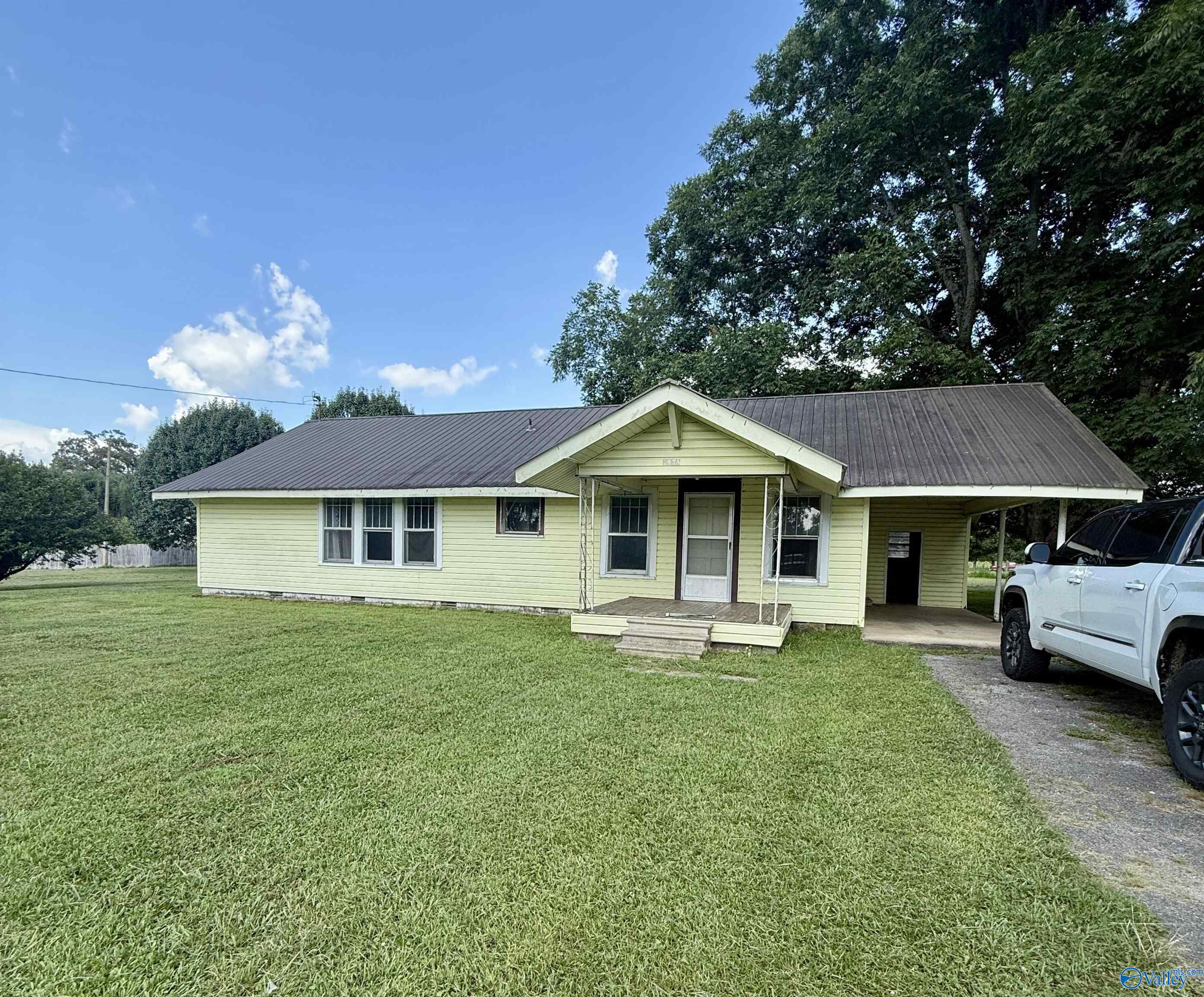 1936 Oak Drive