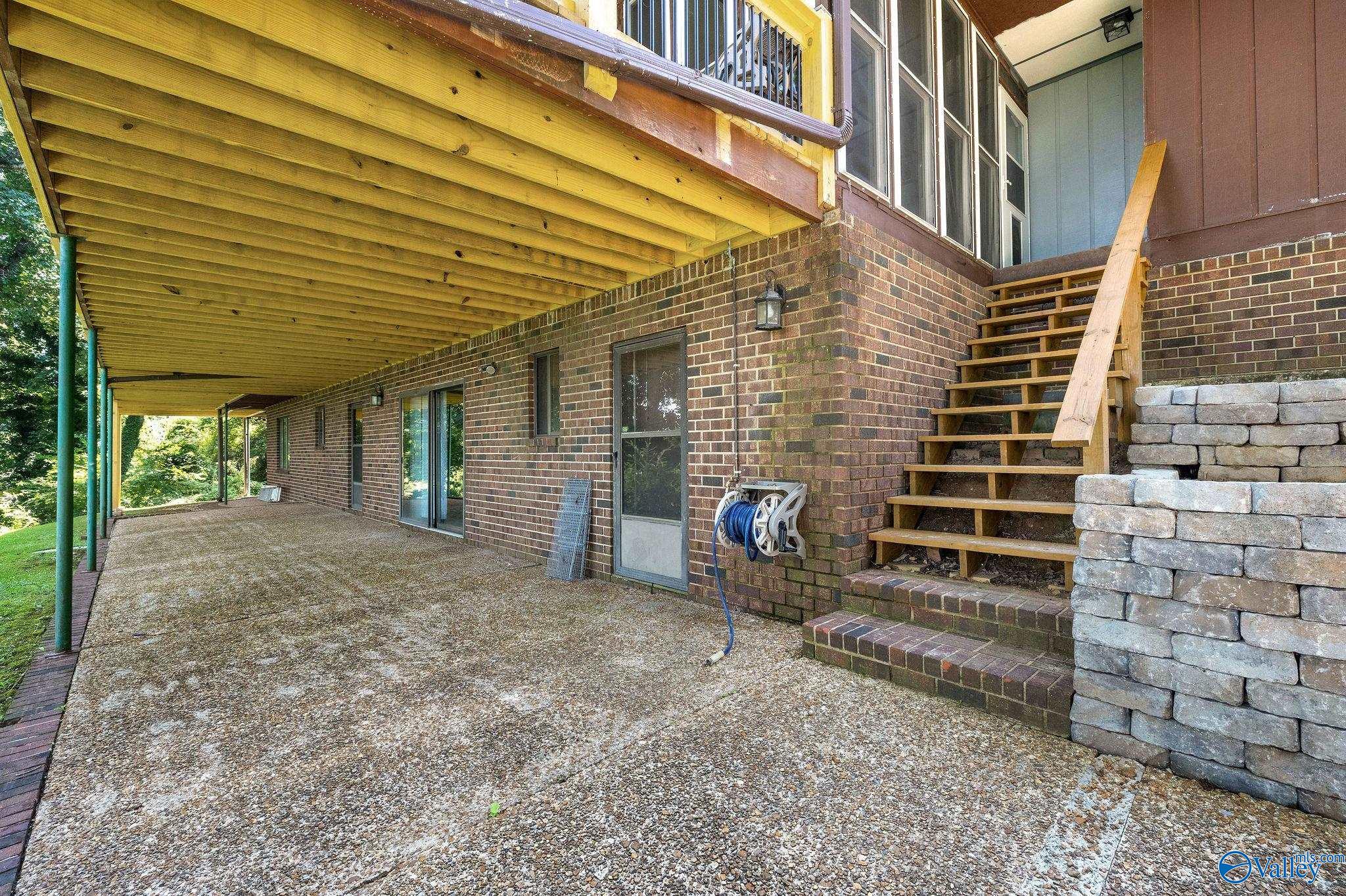 5006 Neely Avenue