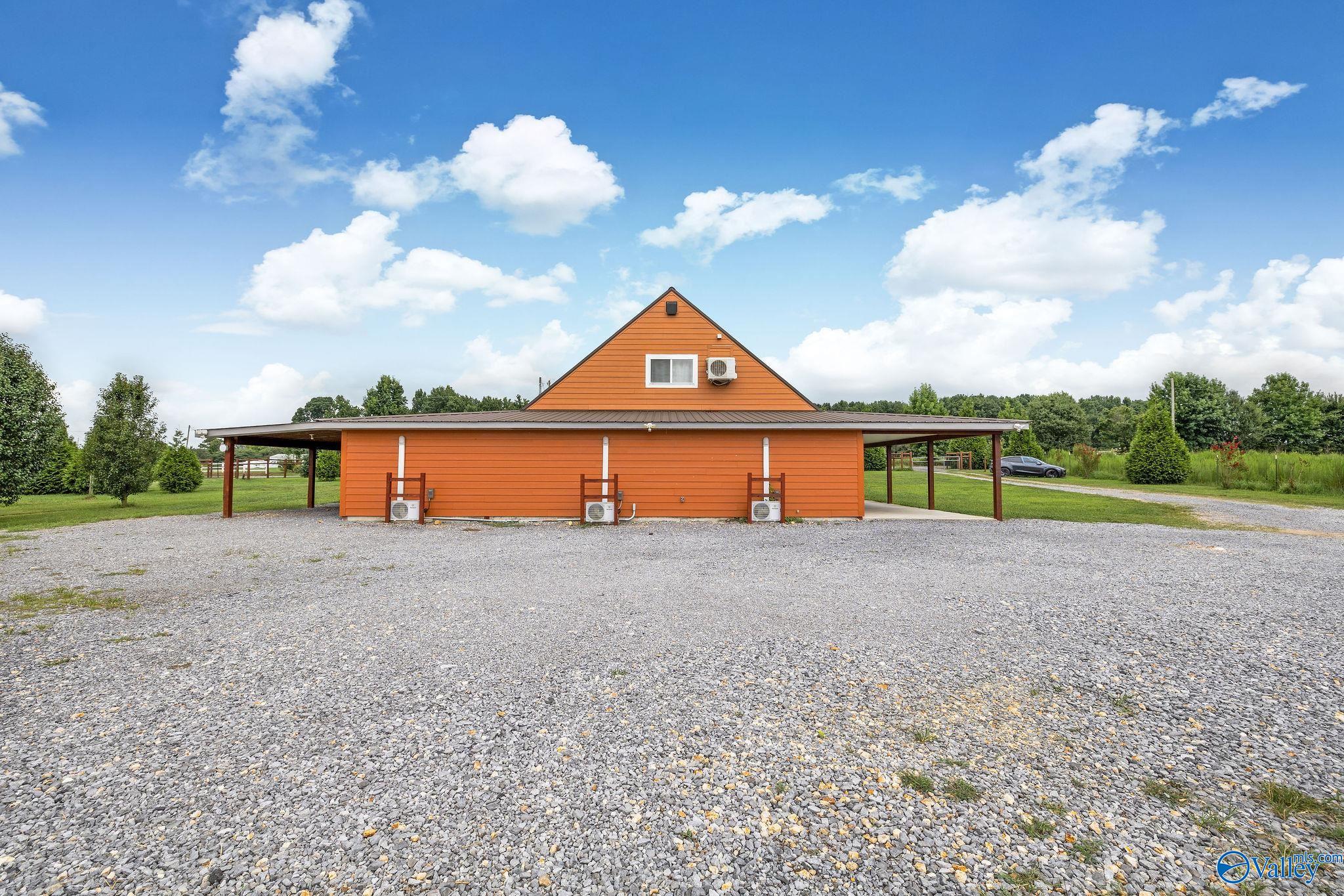 1103 County Road 359