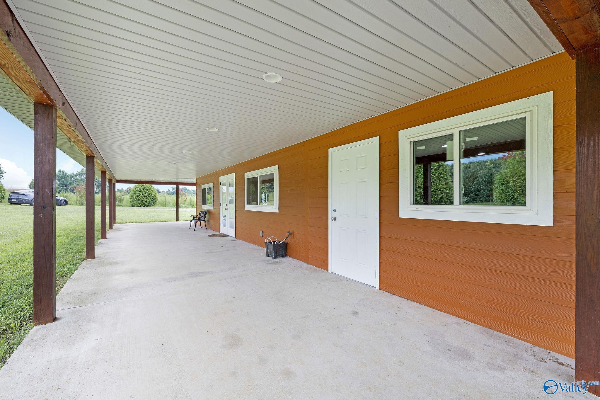 1103 County Road 359