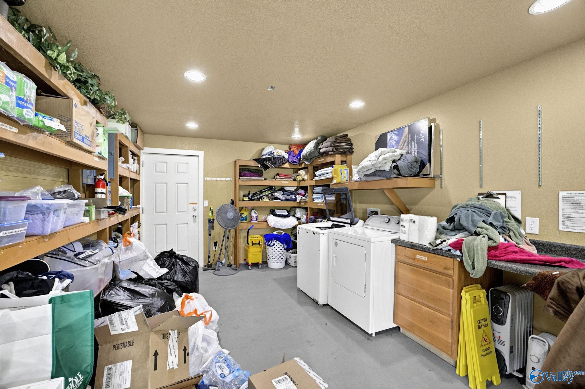1103 County Road 359