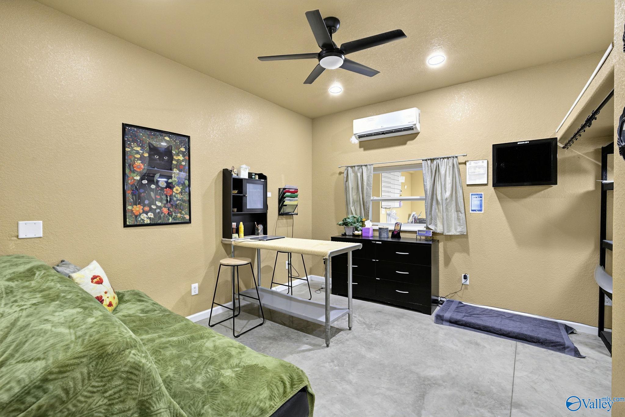 1103 County Road 359