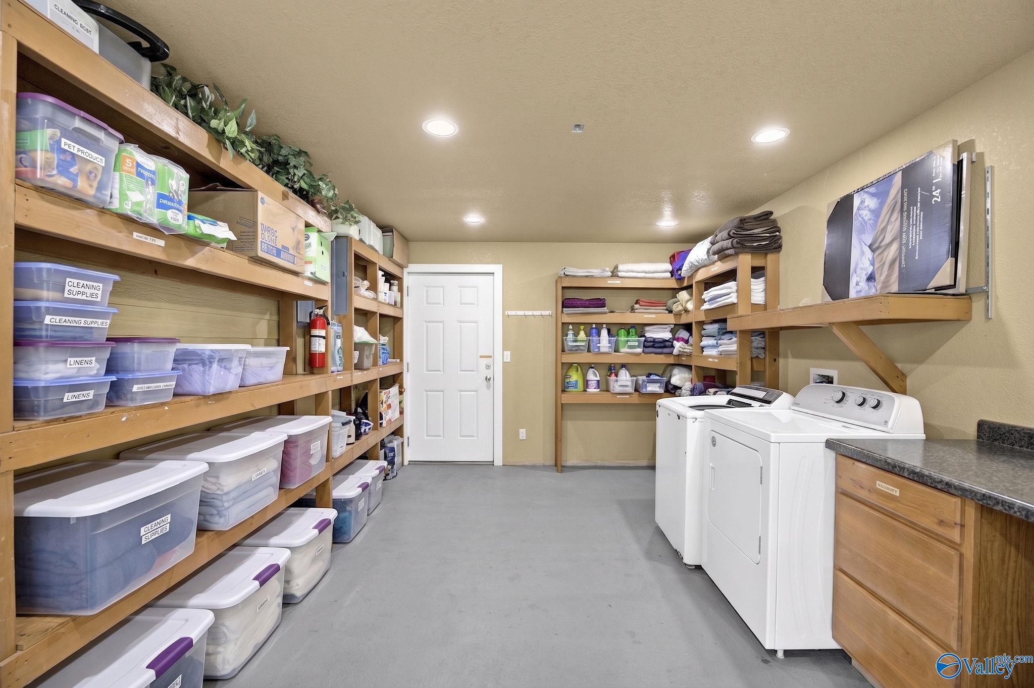 1103 County Road 359