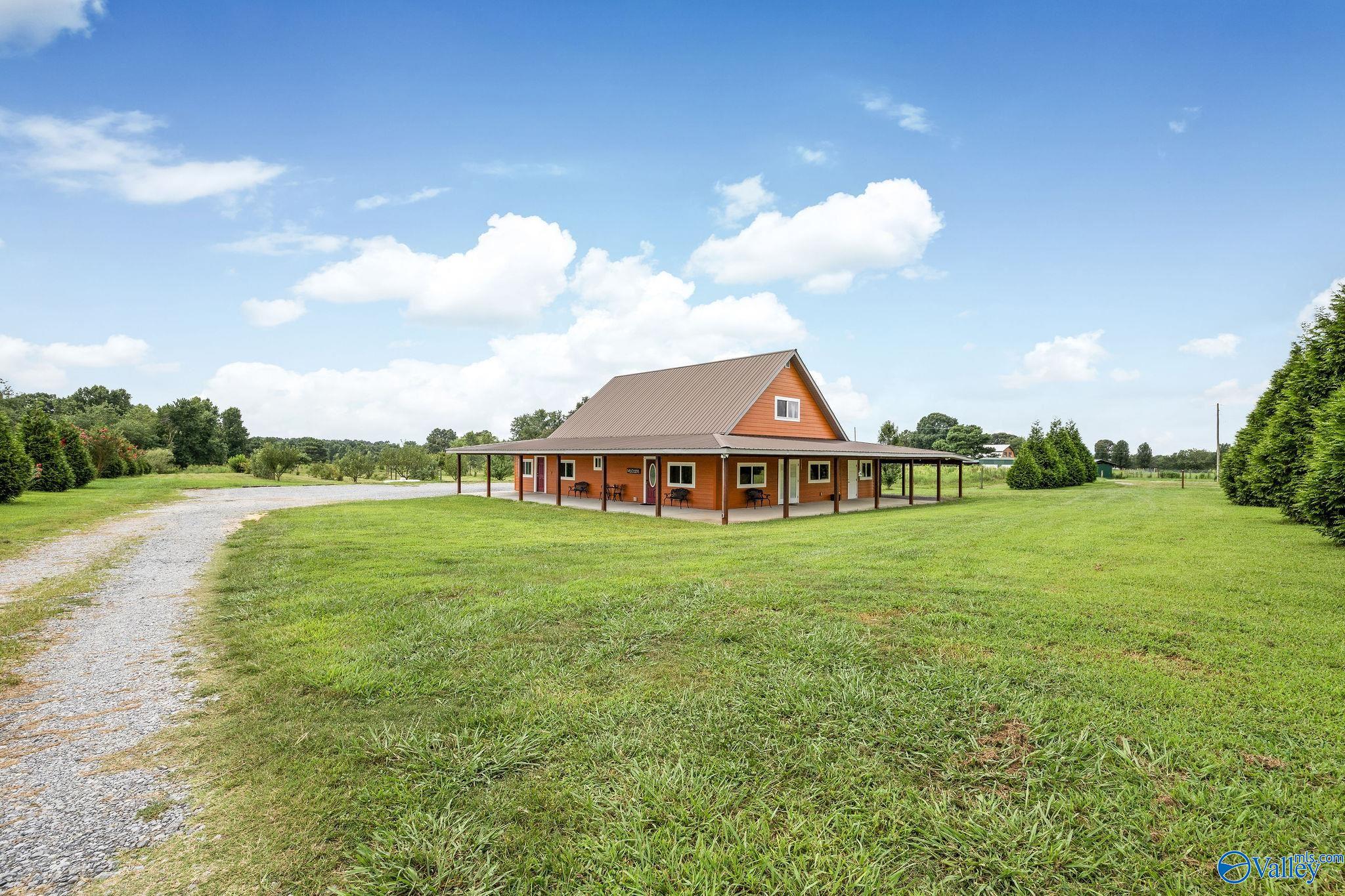 1103 County Road 359