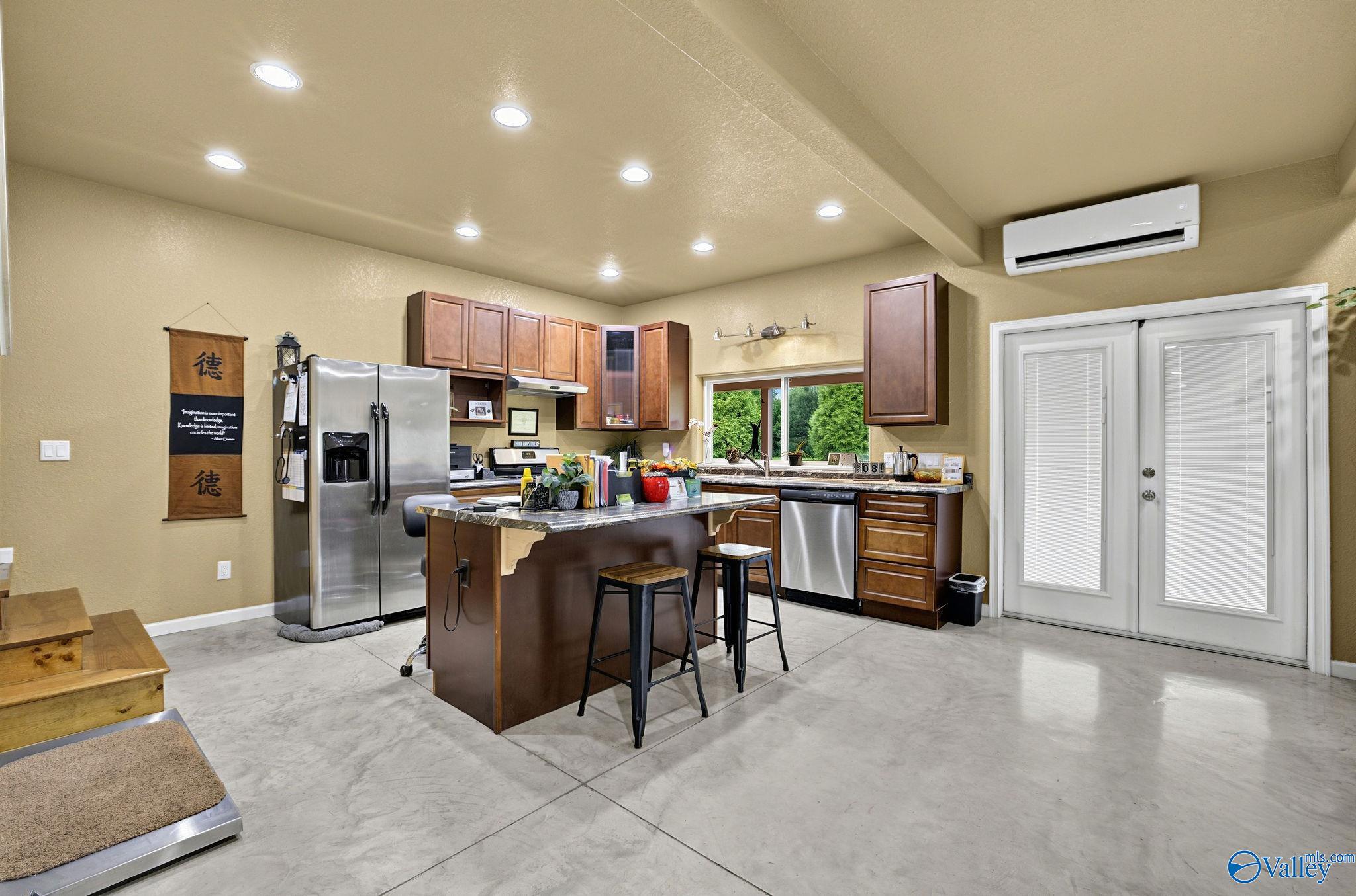 1103 County Road 359