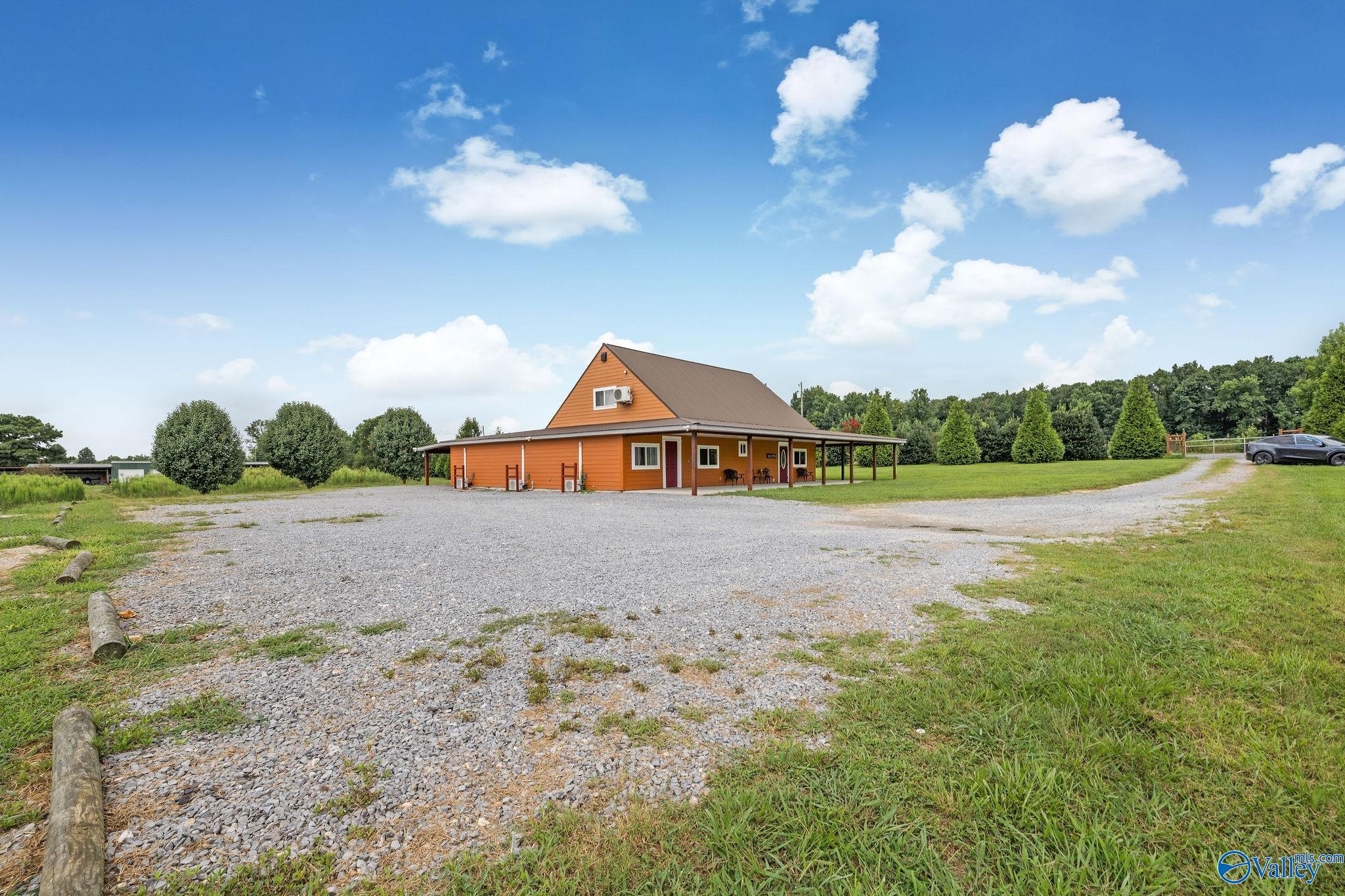 1103 County Road 359