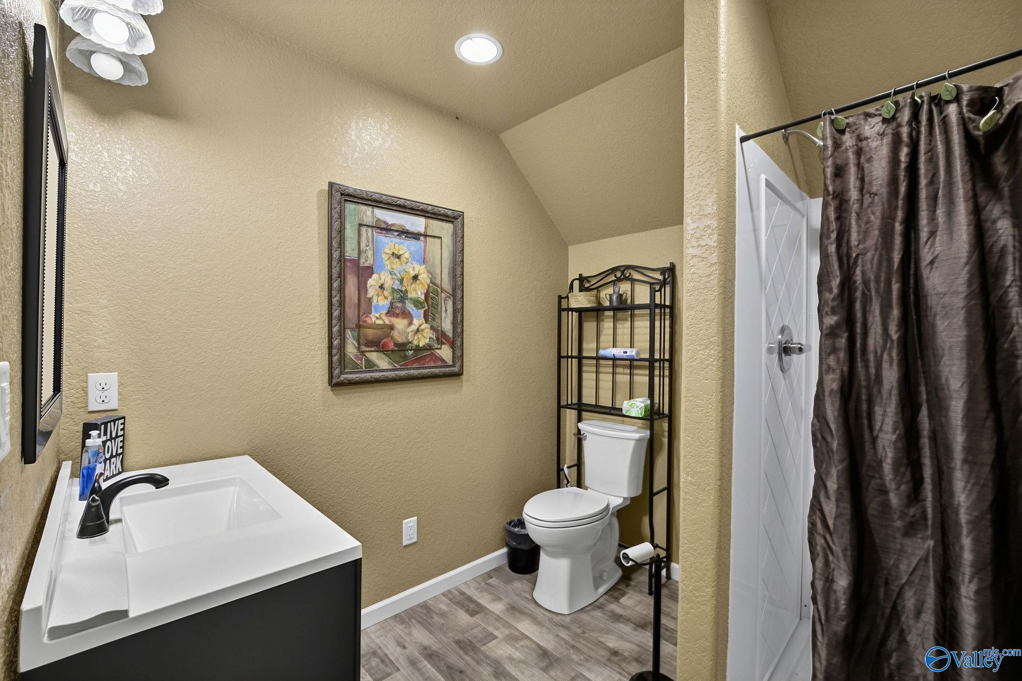 1103 County Road 359