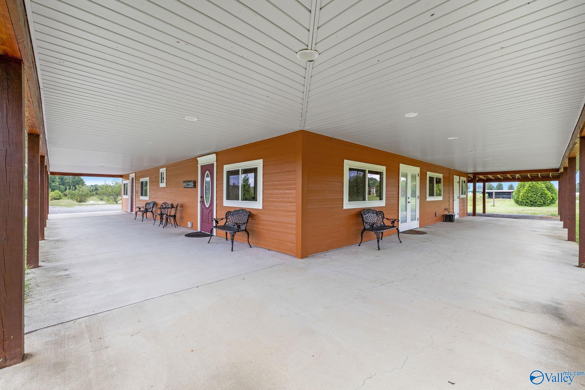 1103 County Road 359