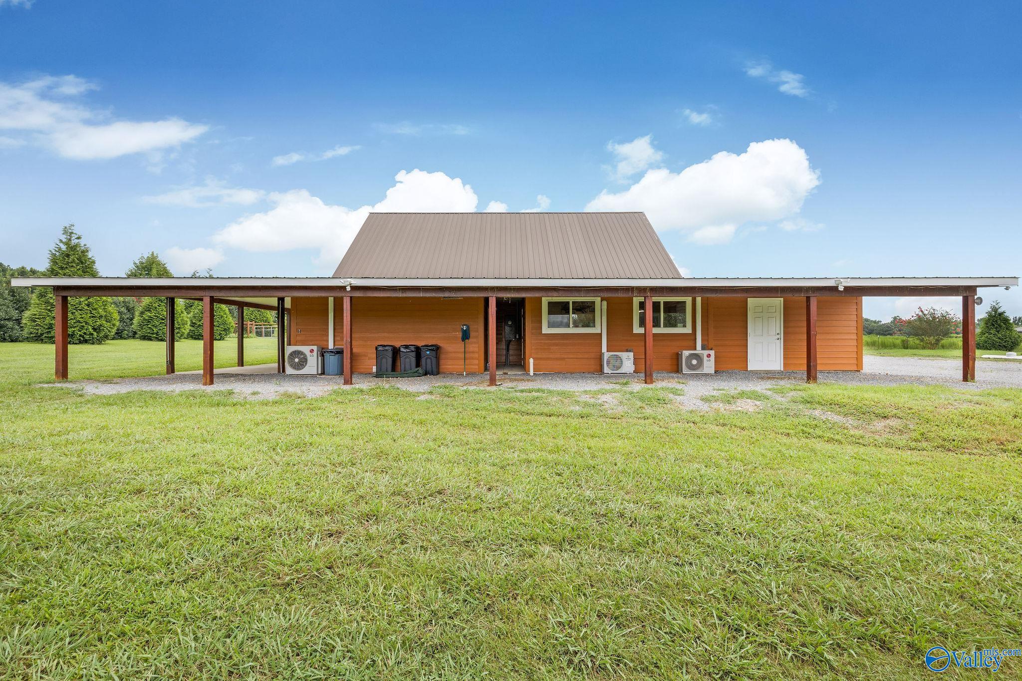 1103 County Road 359