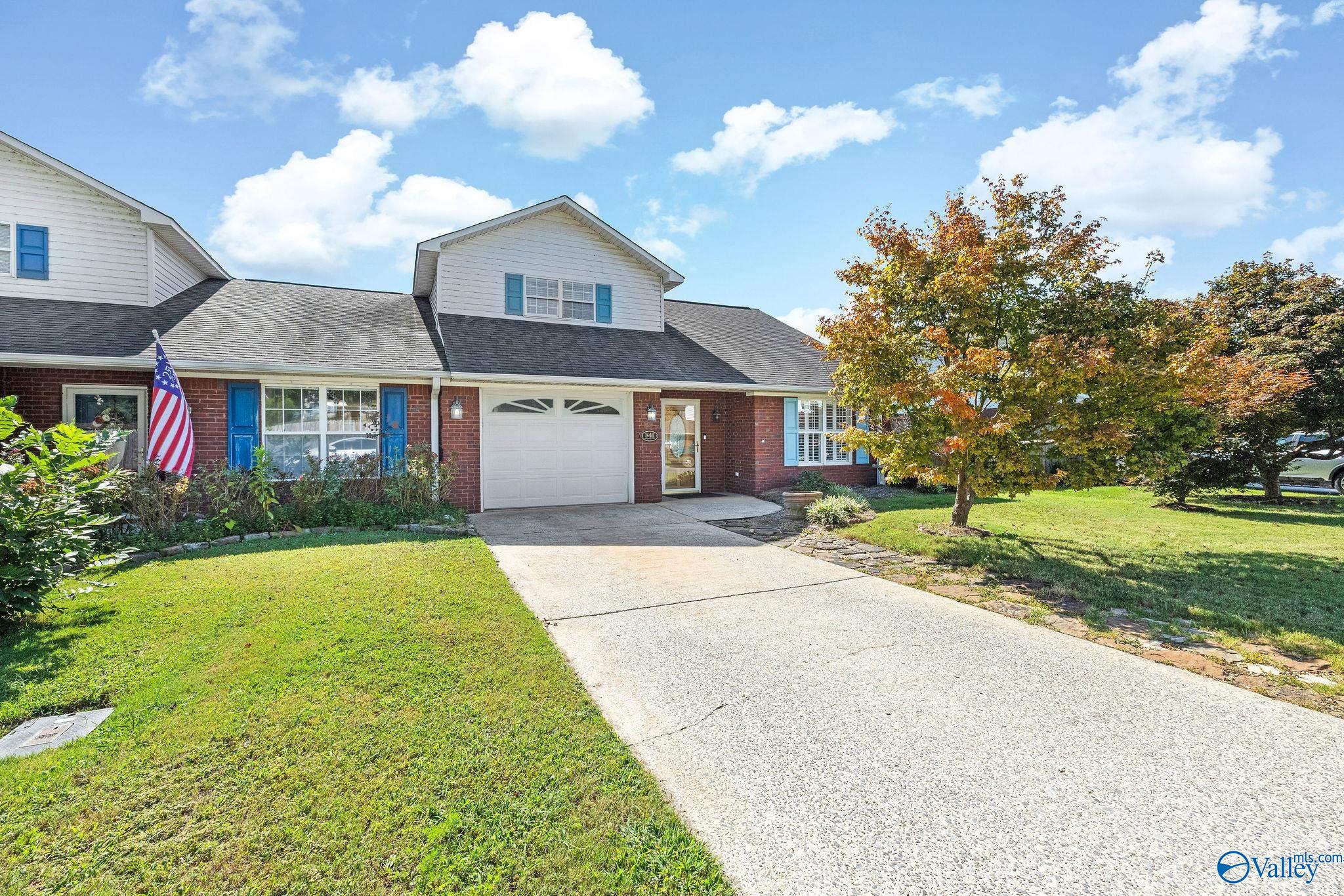 841 Spur Track Lane # 1