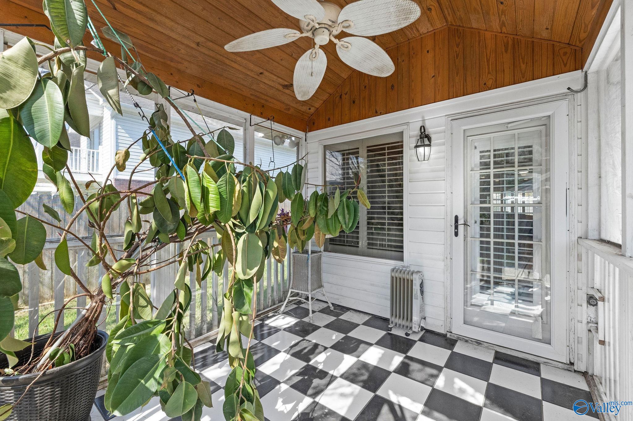 841 Spur Track Lane # 1