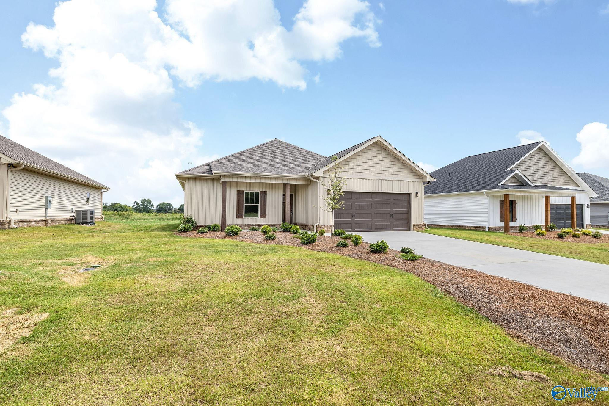 225 Deer Trail