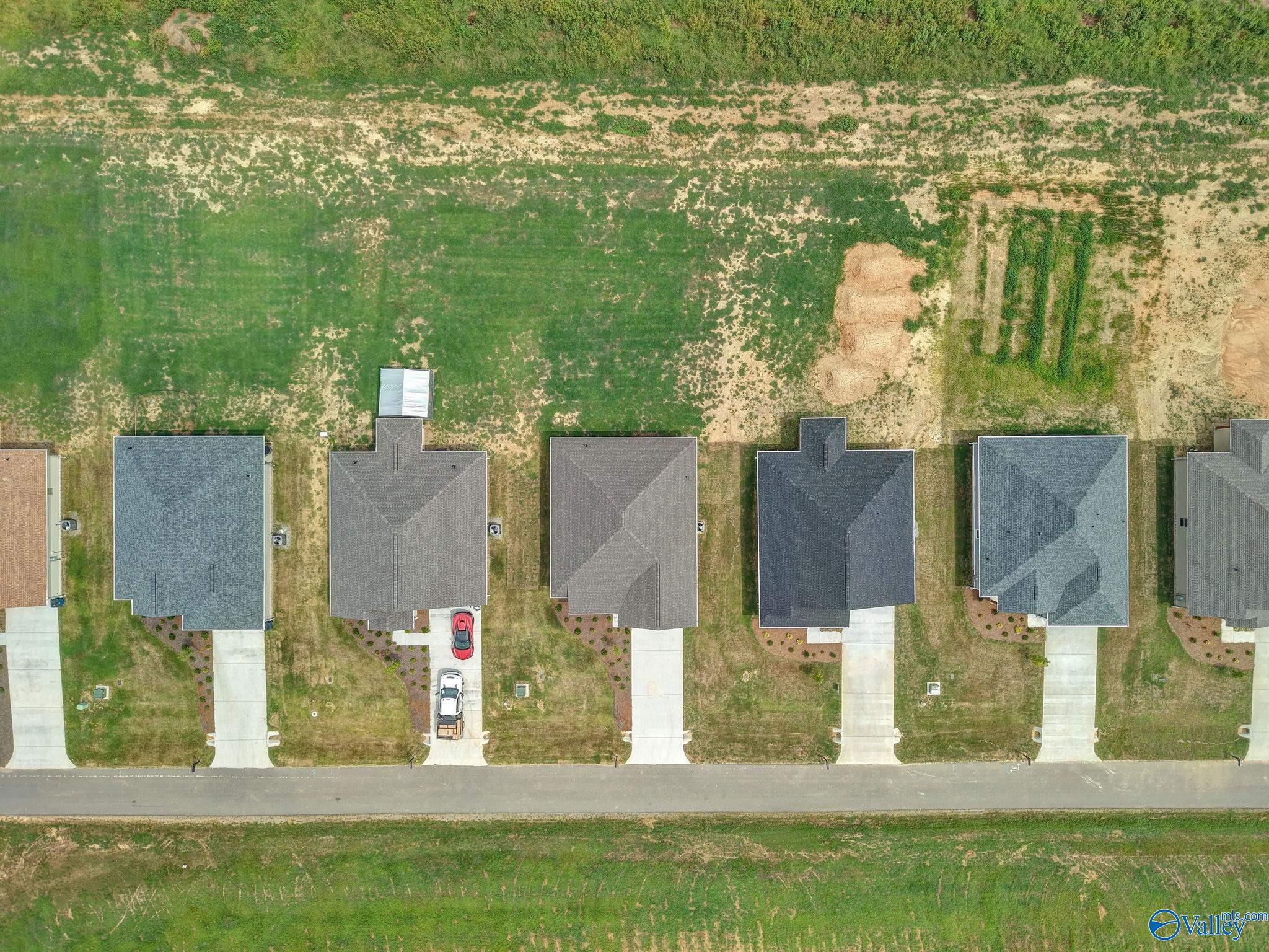 225 Deer Trail