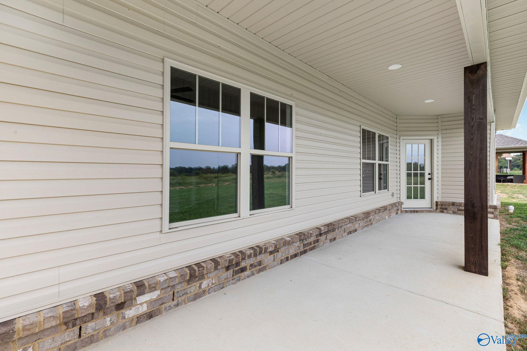 225 Deer Trail