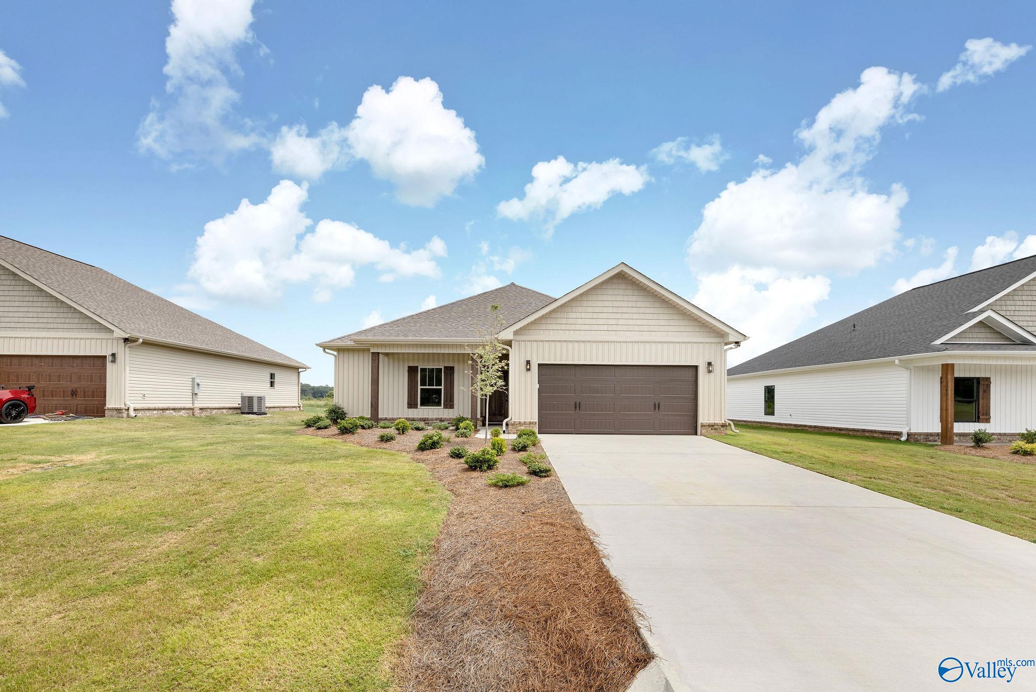 225 Deer Trail