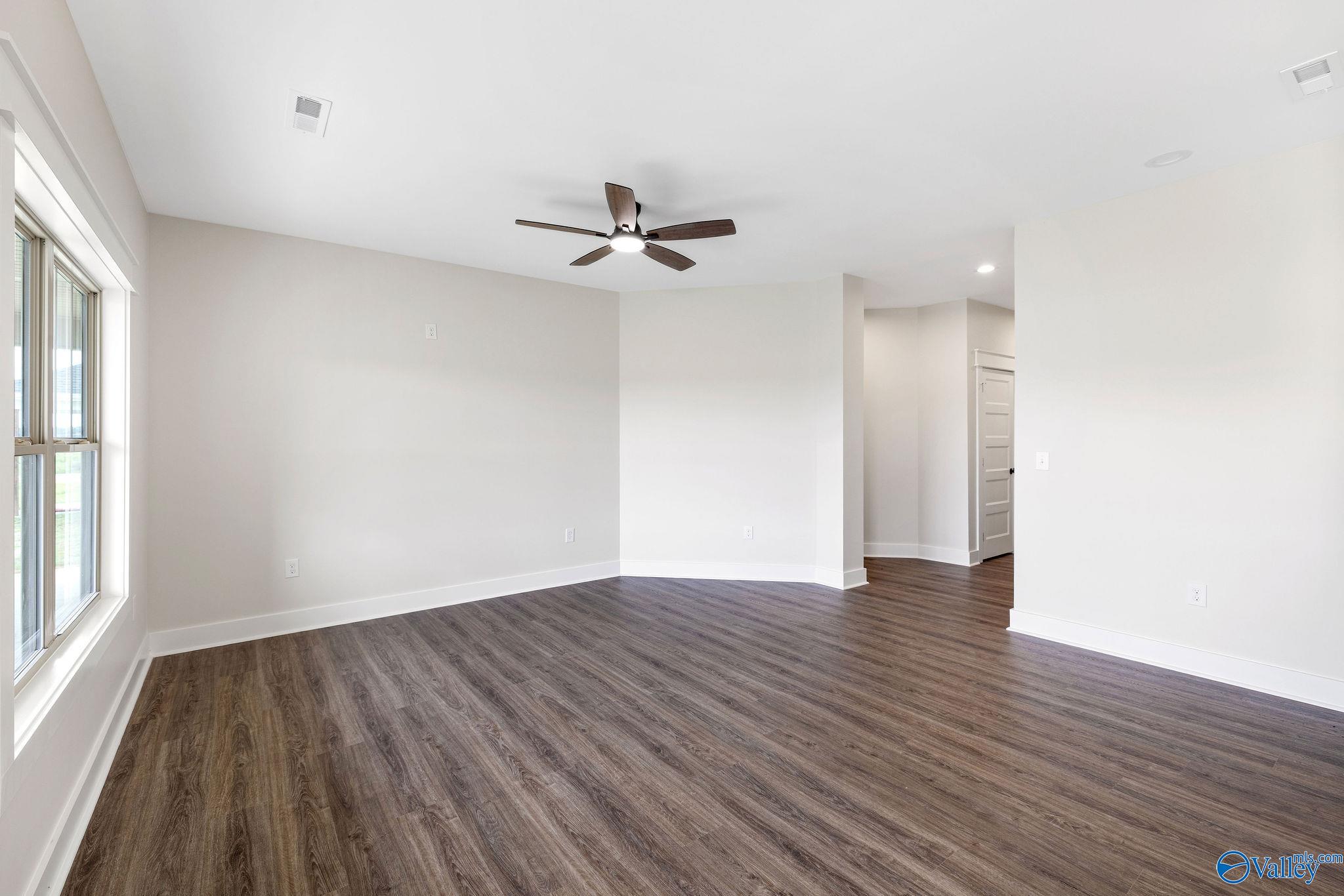 225 Deer Trail