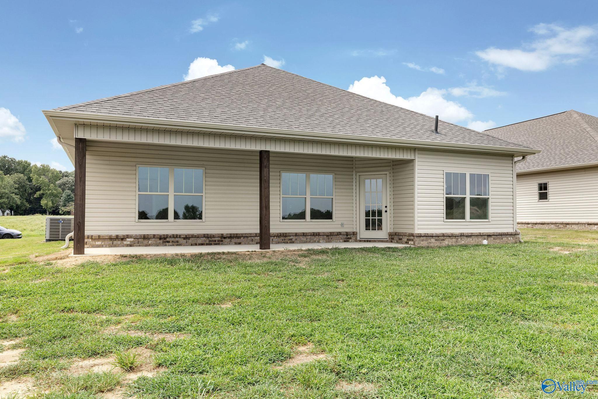 225 Deer Trail