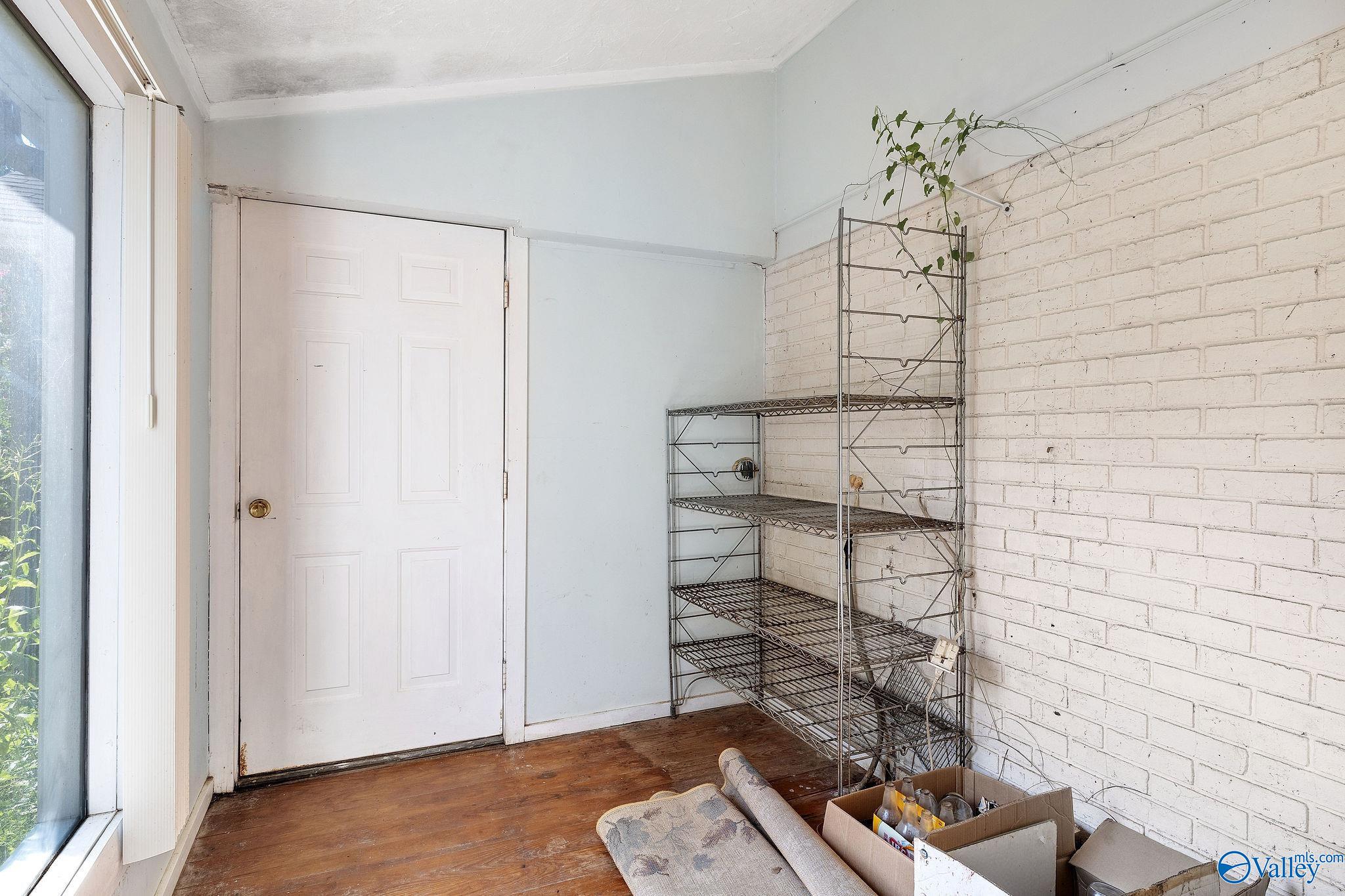 153 Allen Road