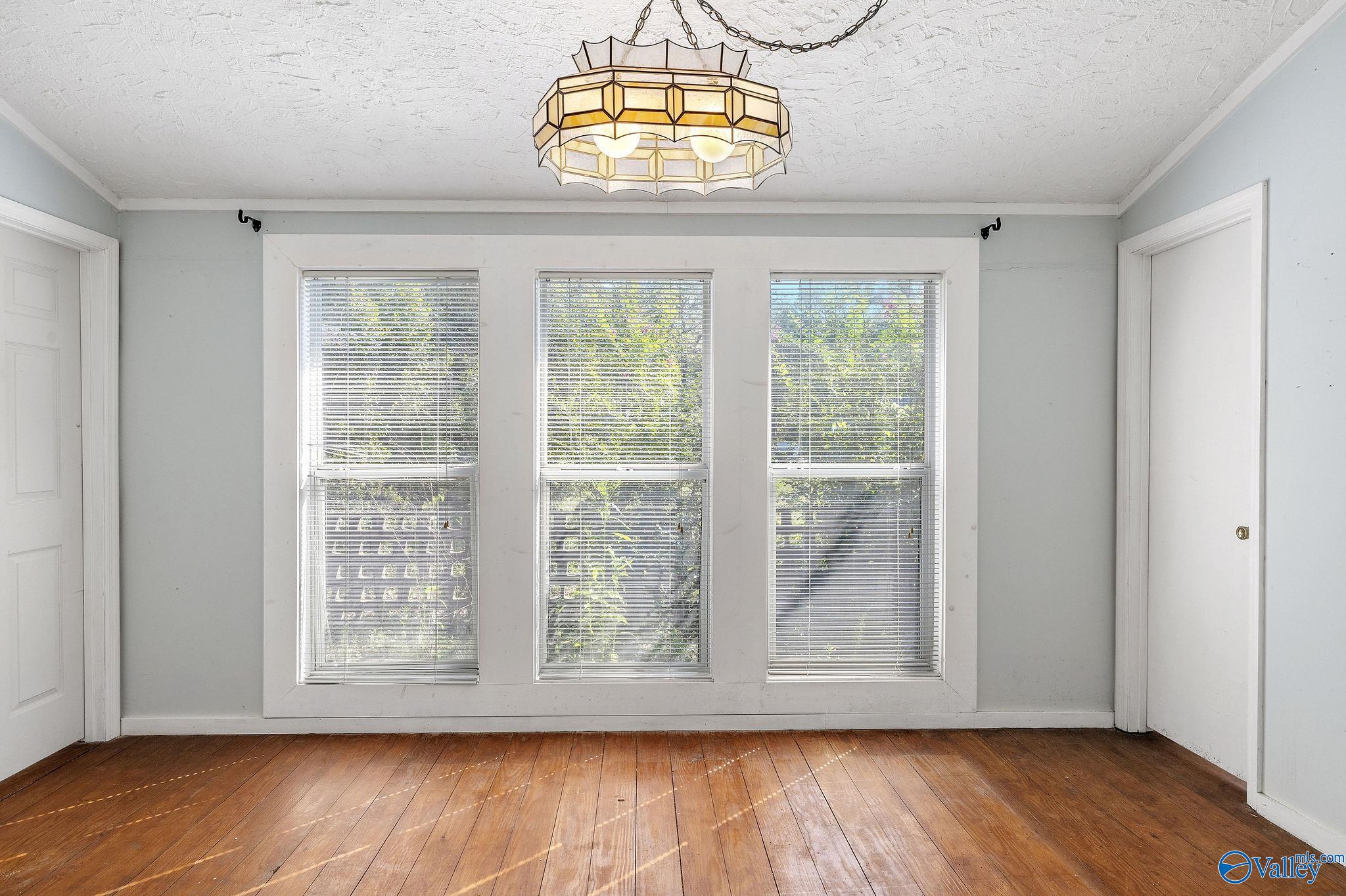 153 Allen Road