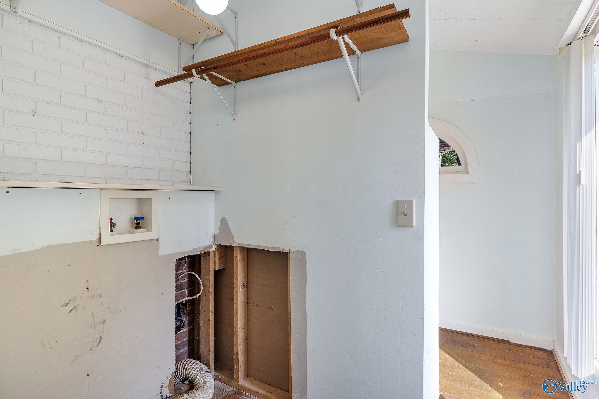 153 Allen Road