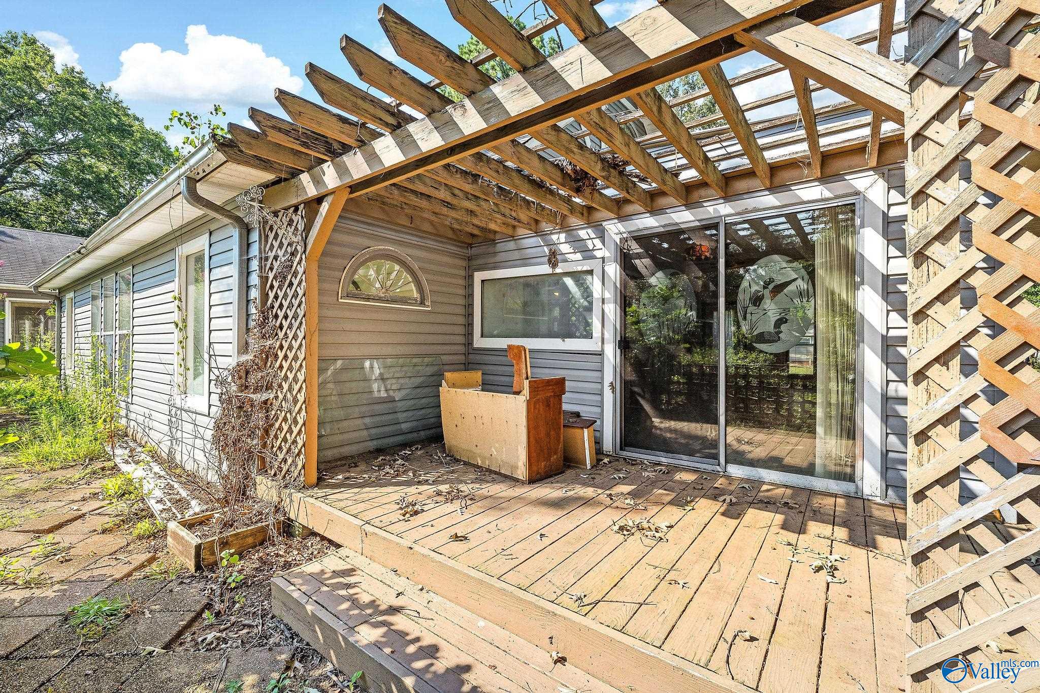 153 Allen Road