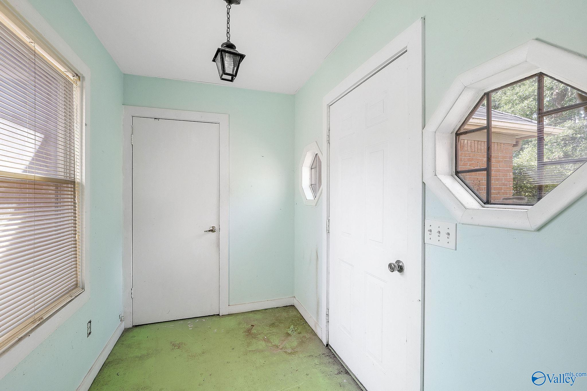 153 Allen Road