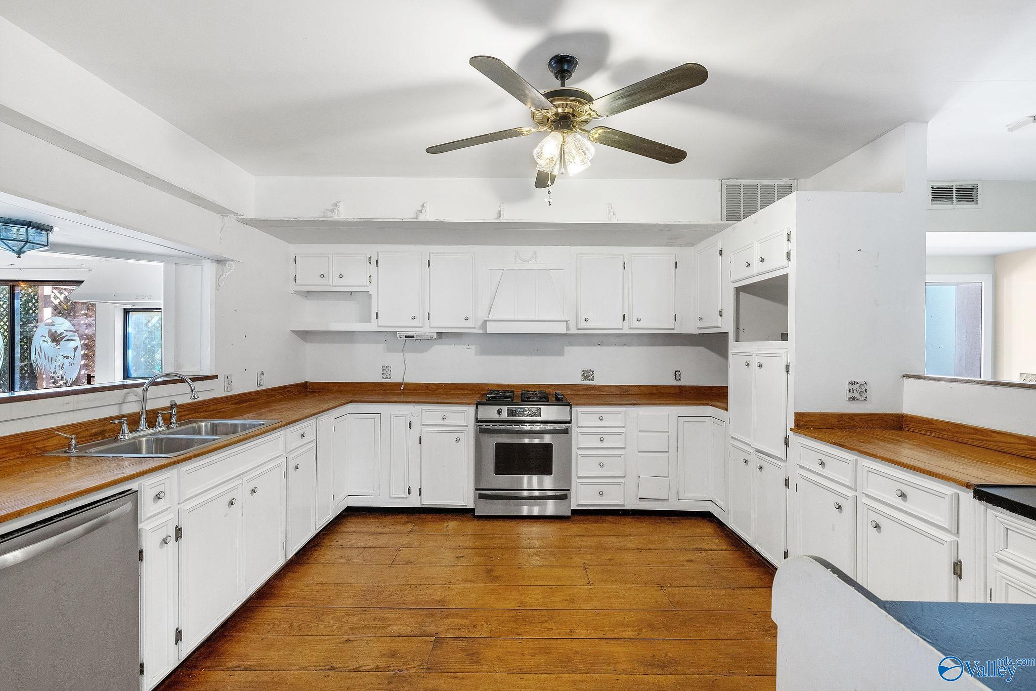 153 Allen Road