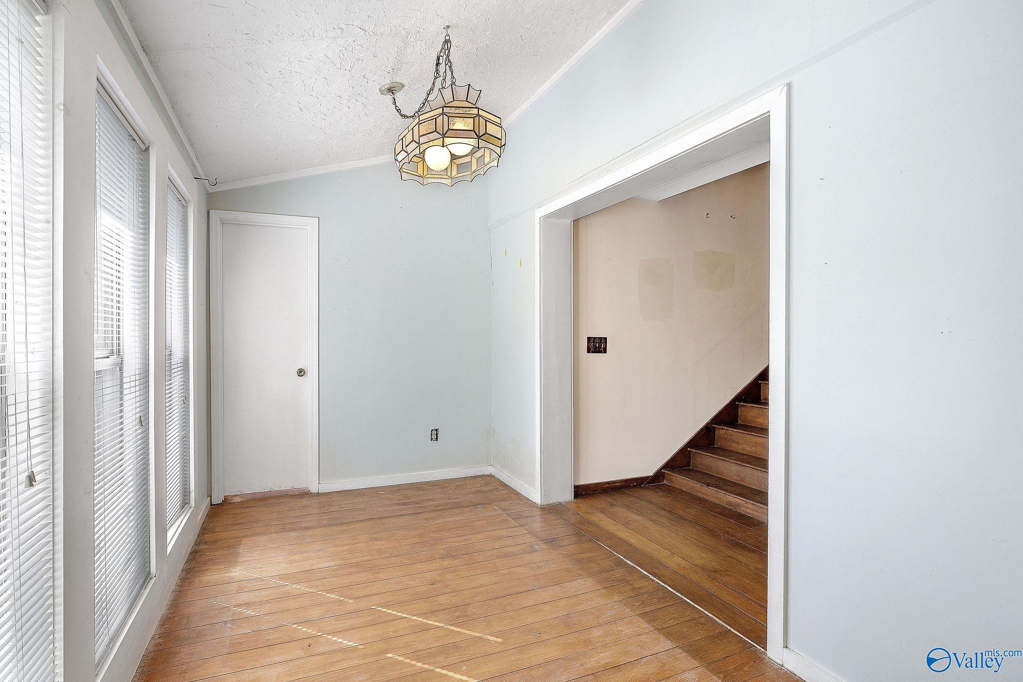 153 Allen Road