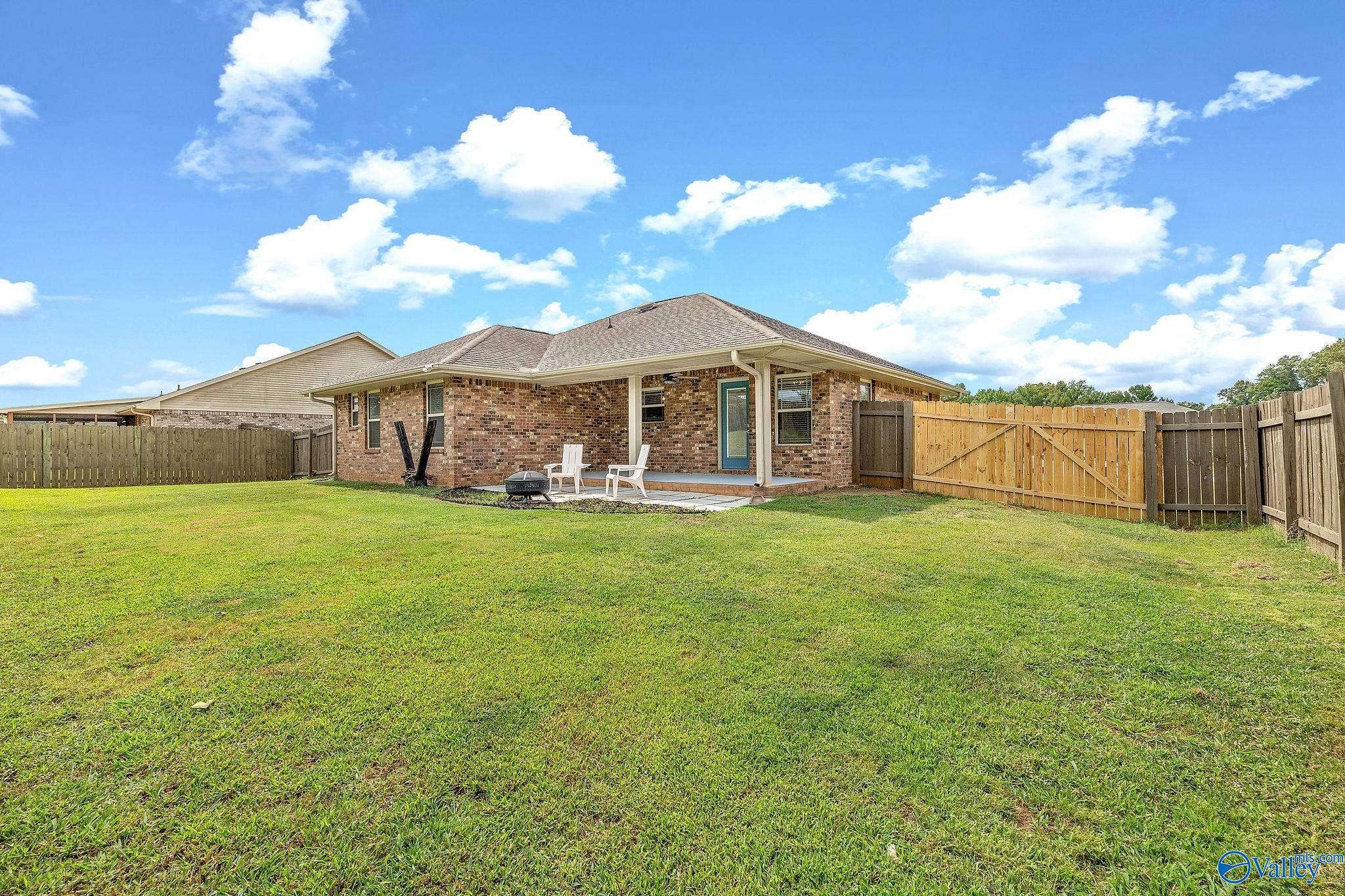 15772 NW Coach House Court