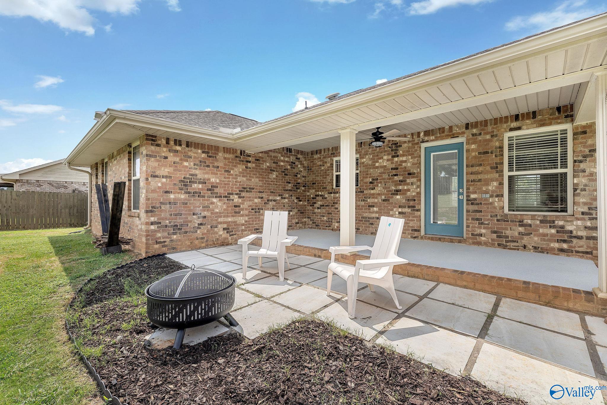 15772 NW Coach House Court