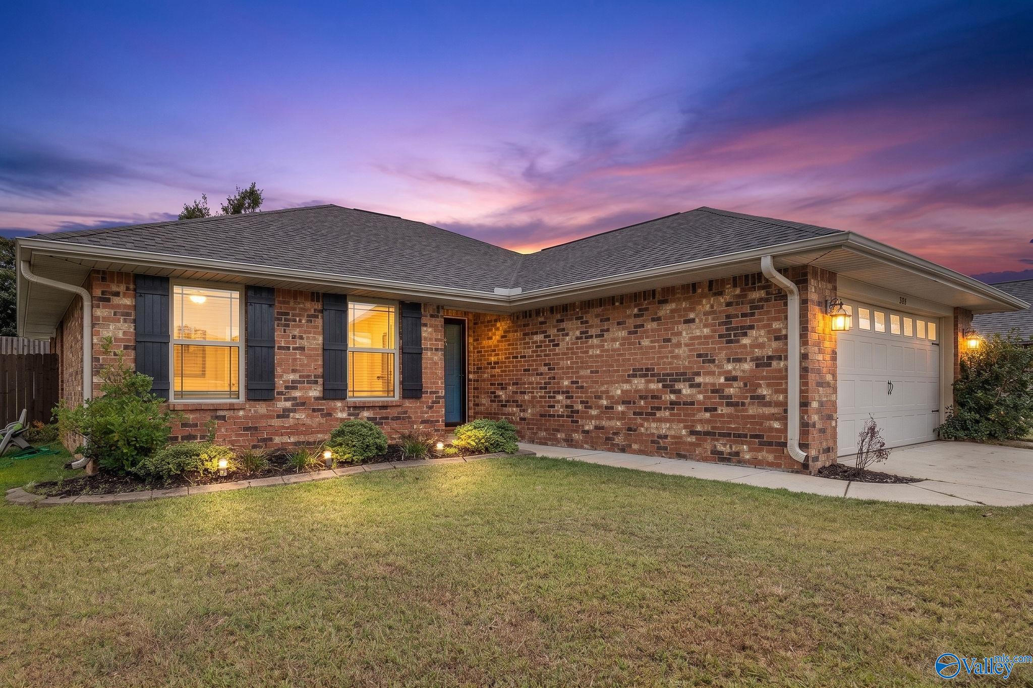 15772 NW Coach House Court