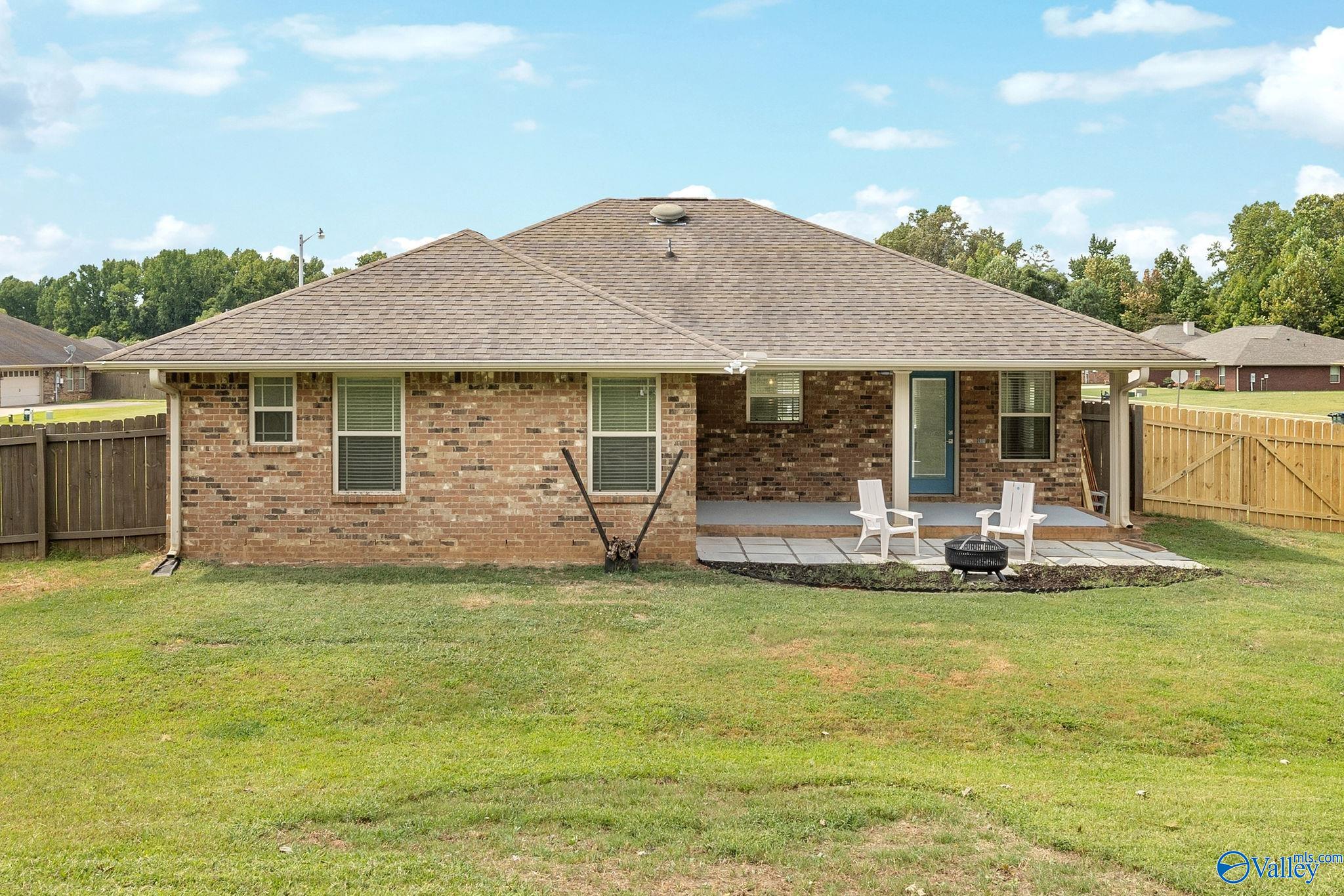 15772 NW Coach House Court