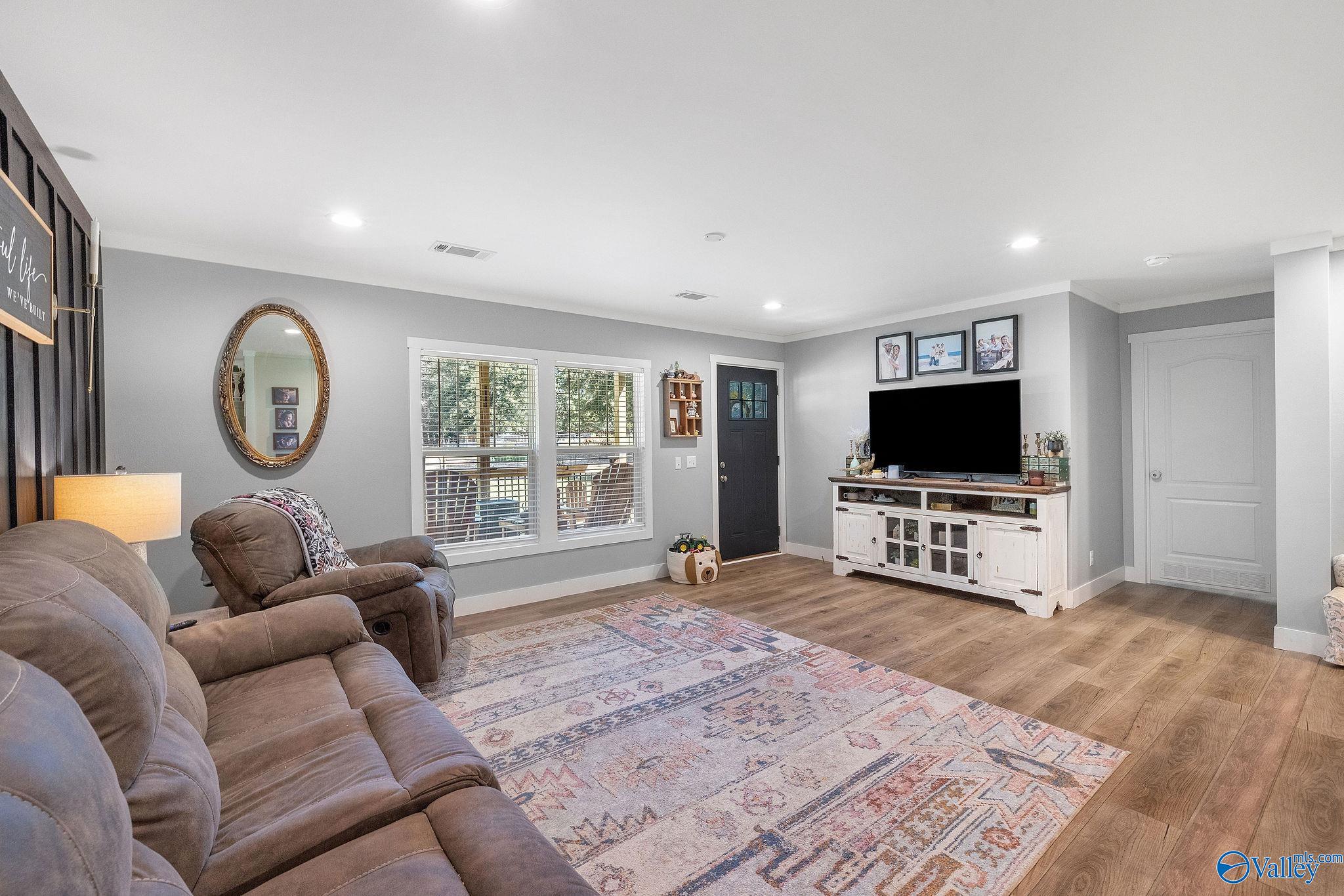 680 Ridgeway Road