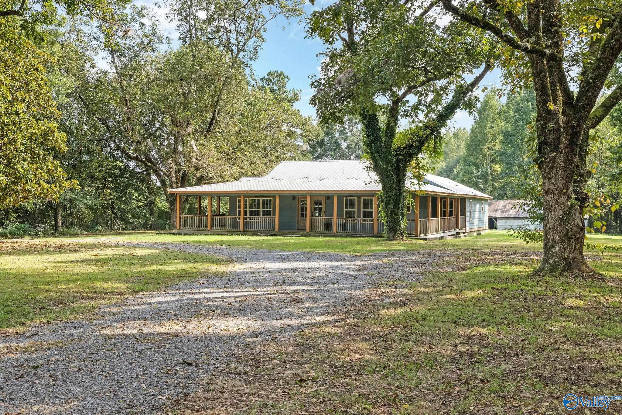 3852 Highpoint Road