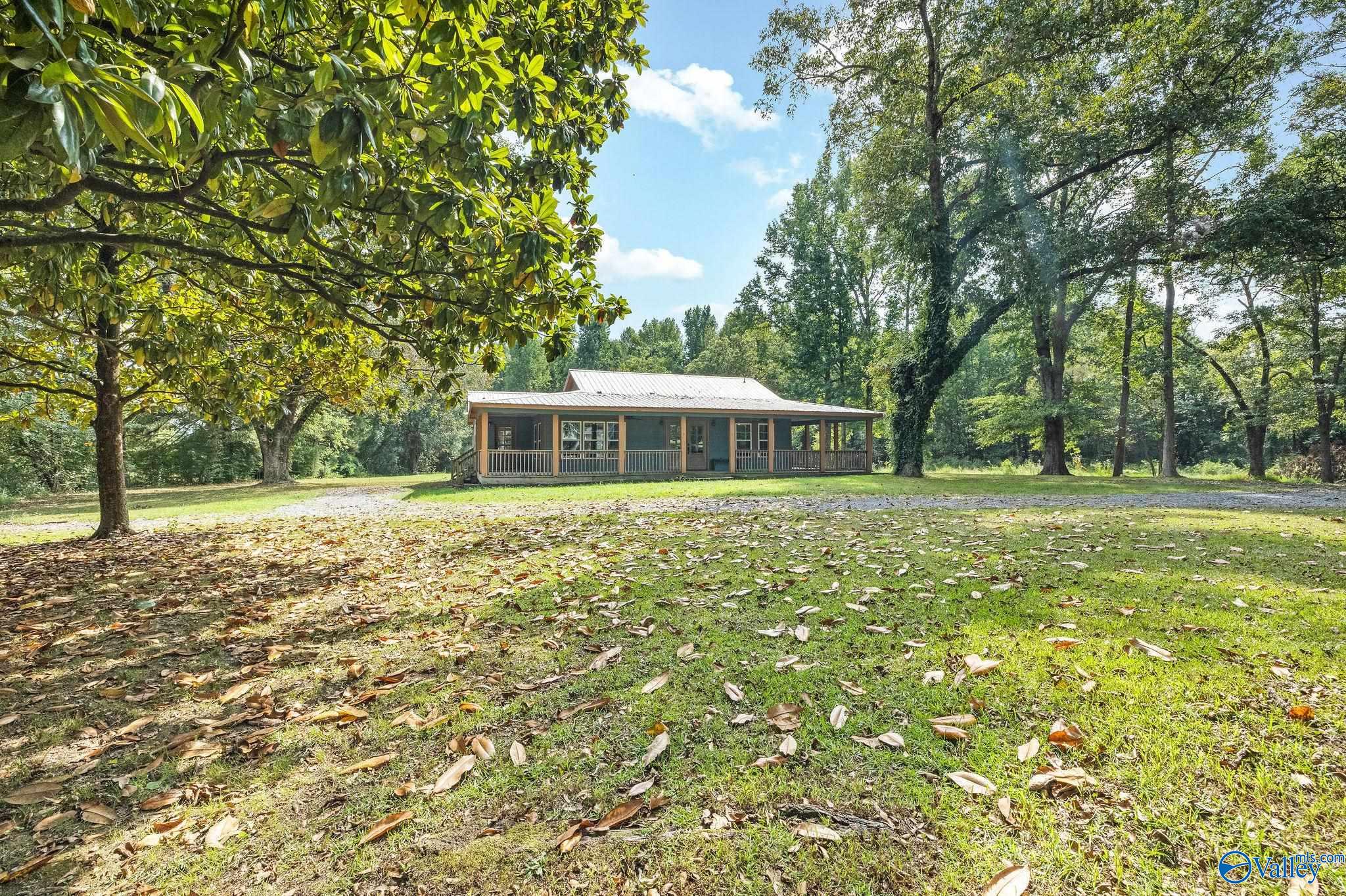 3852 Highpoint Road