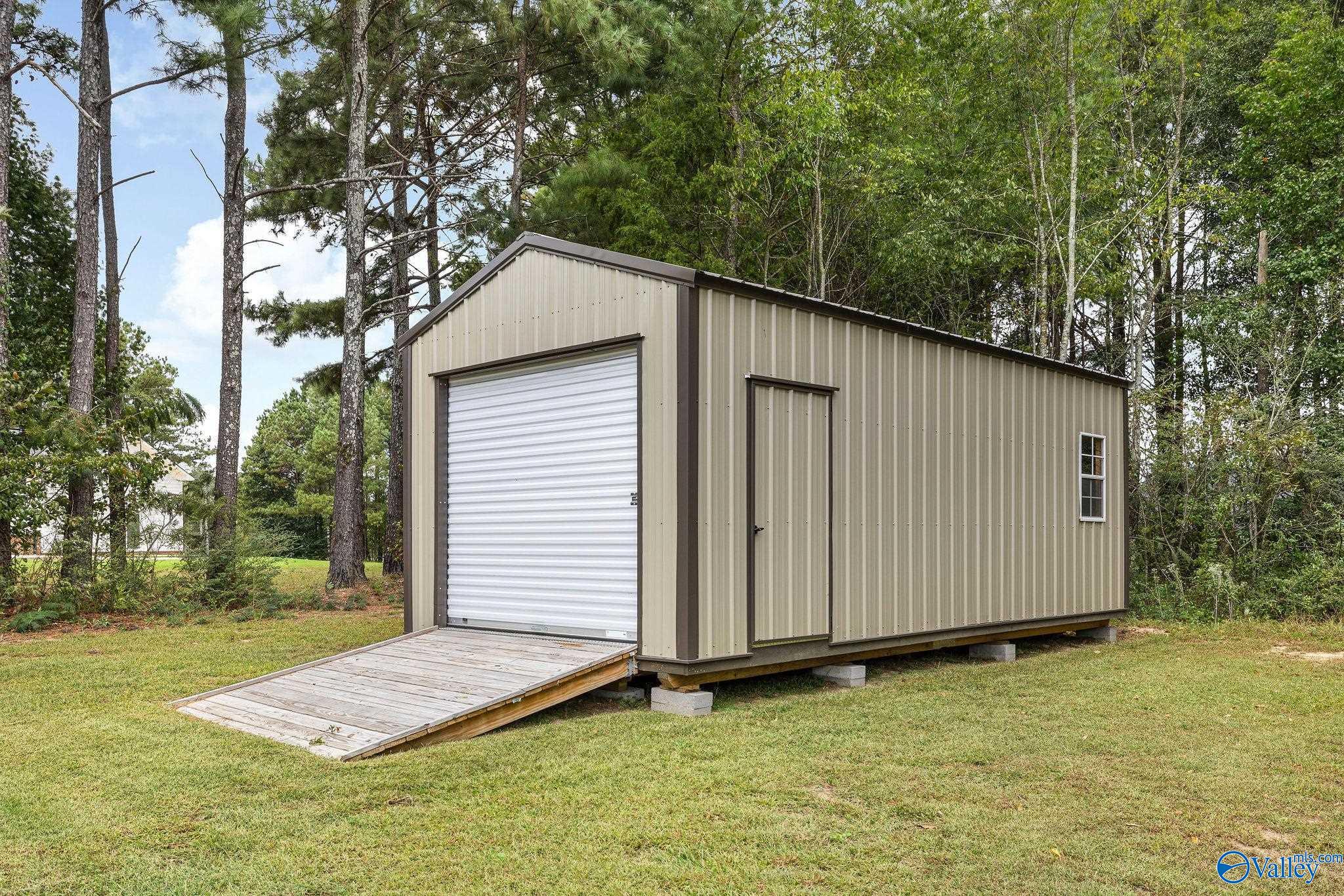 472 Country Club Road