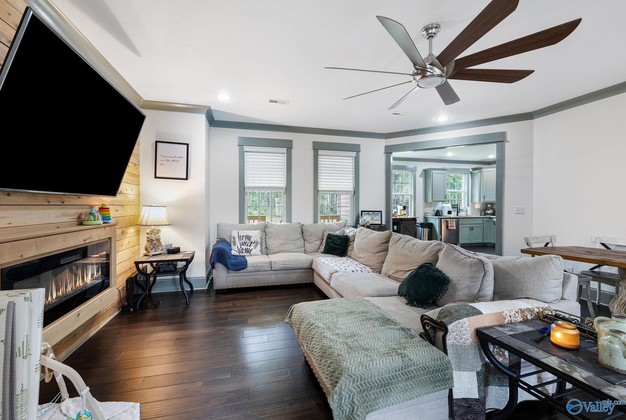 472 Country Club Road