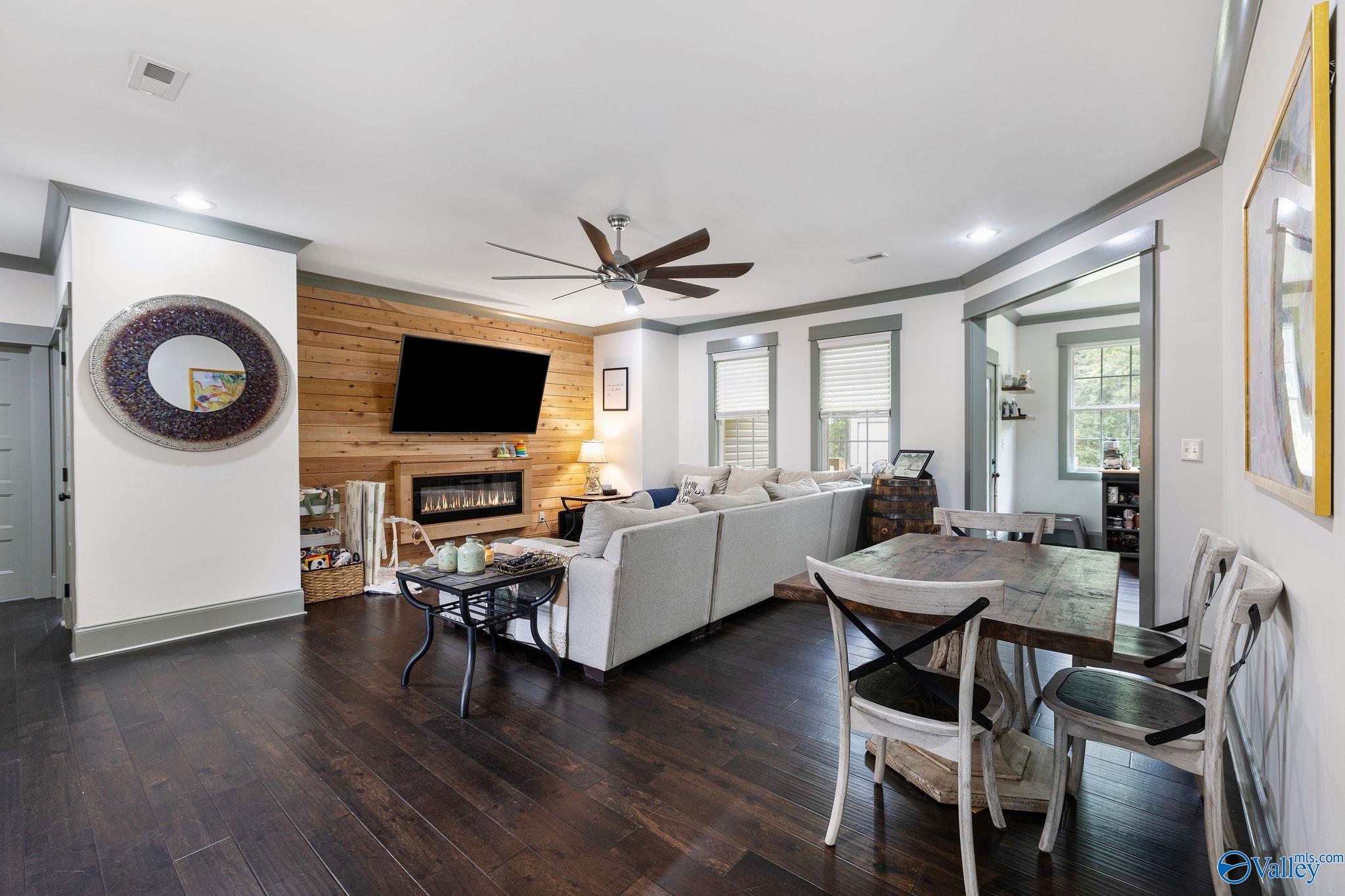 472 Country Club Road