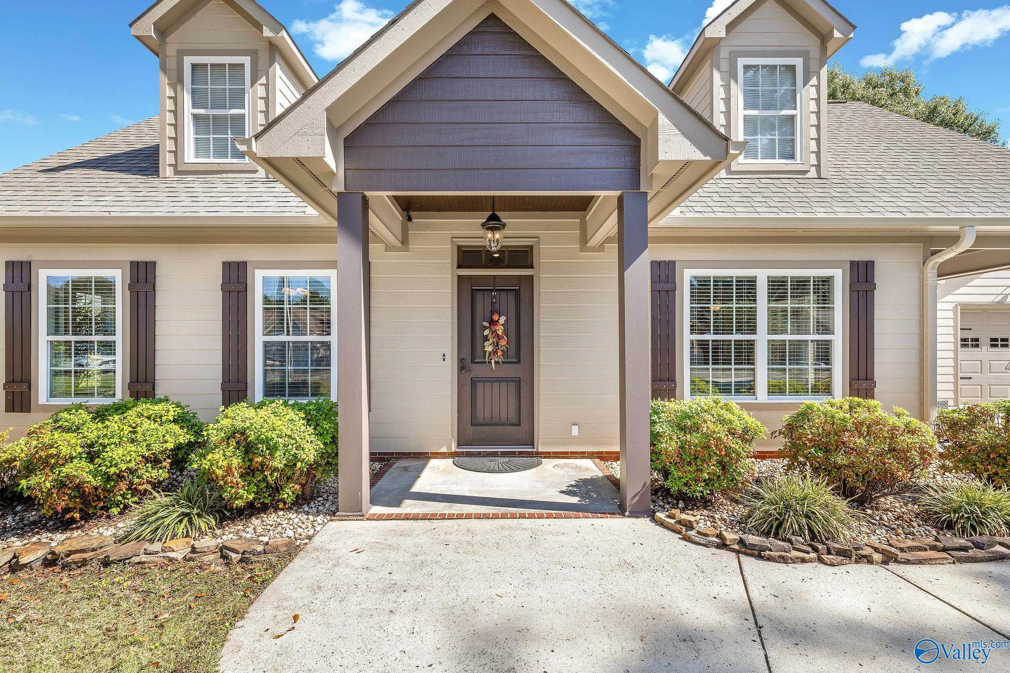 43 Azalea Circle