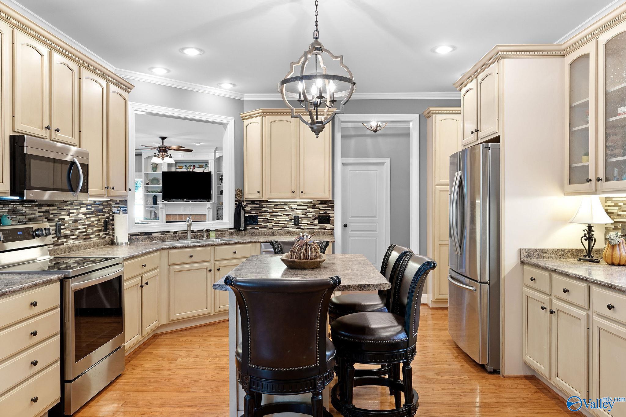 43 Azalea Circle
