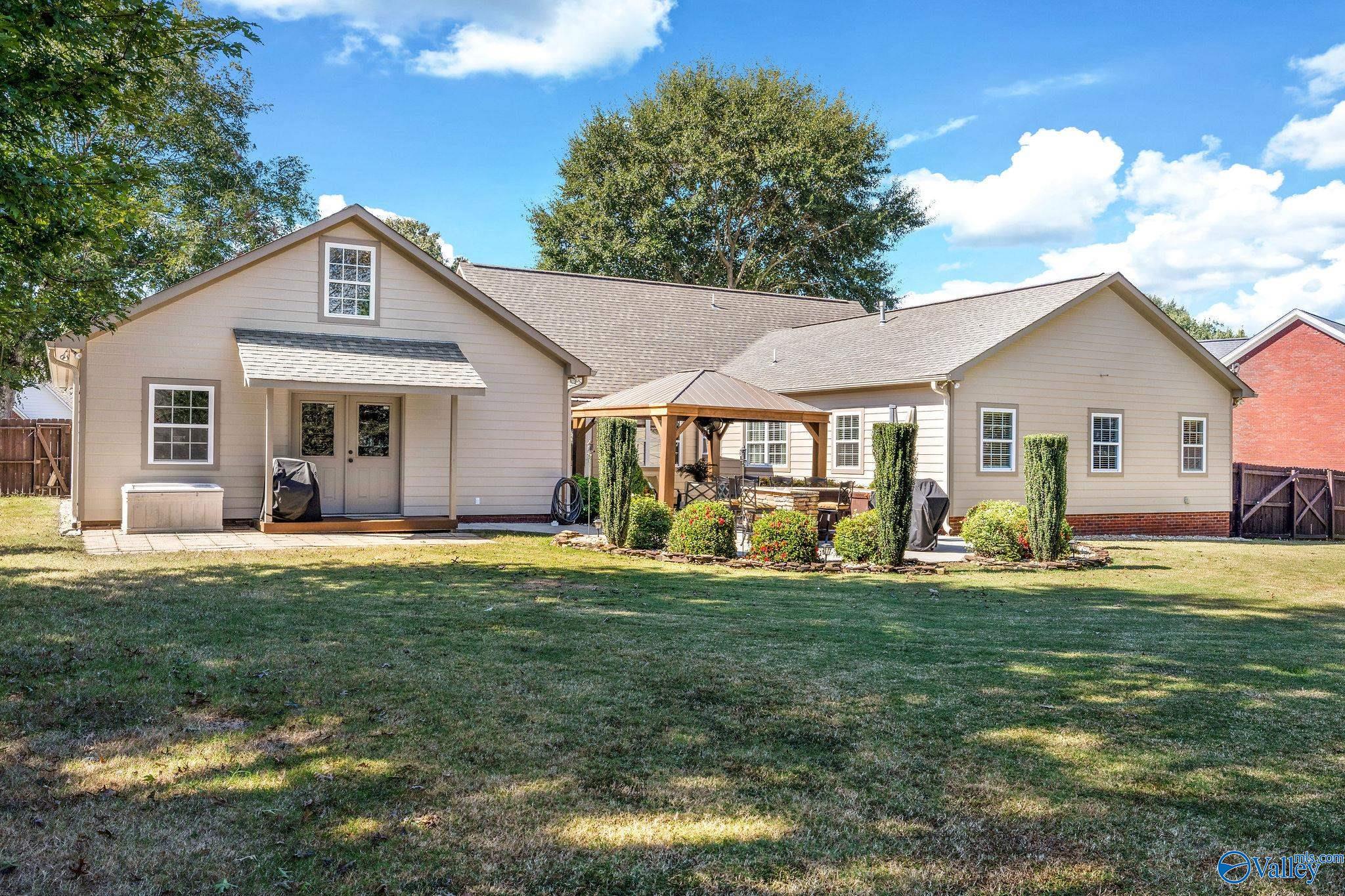 43 Azalea Circle