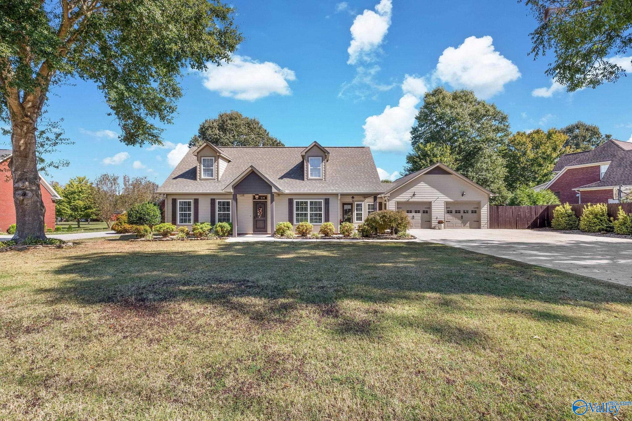 43 Azalea Circle