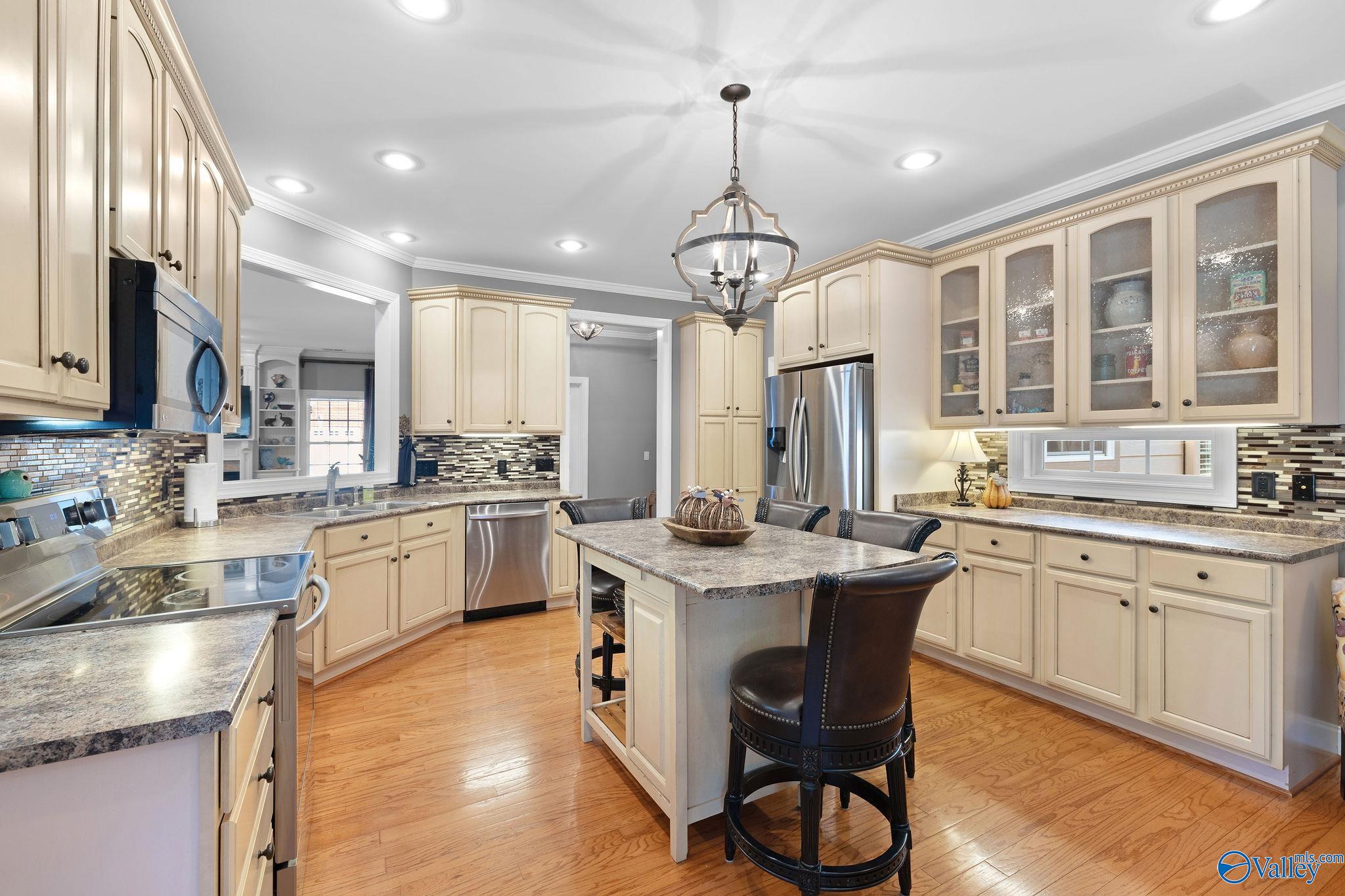 43 Azalea Circle