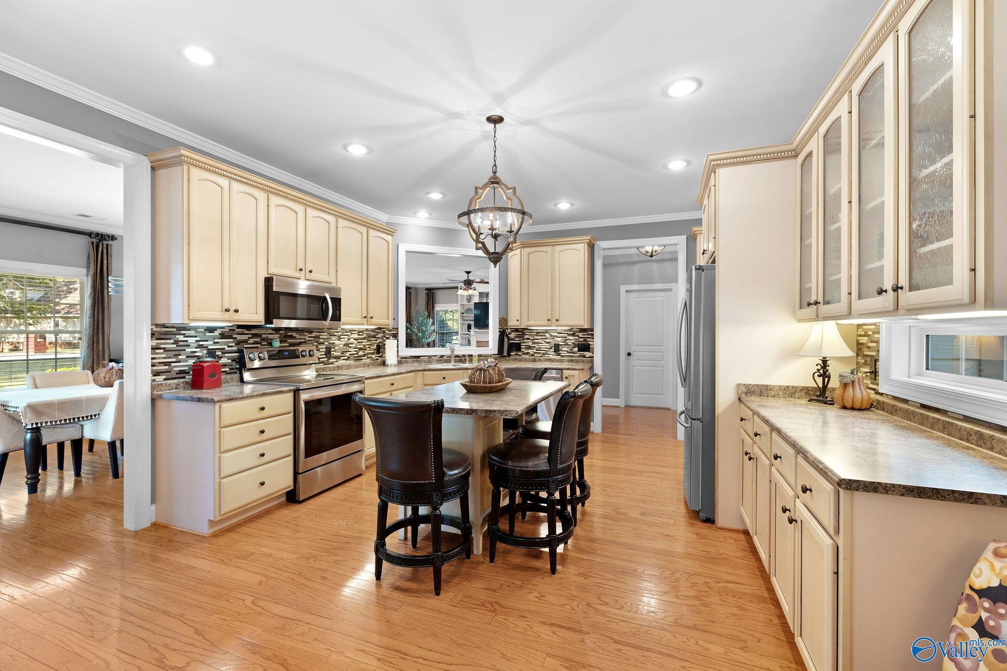 43 Azalea Circle