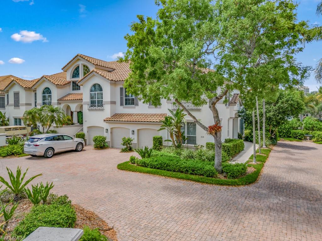 113 Colonade CIR # 202