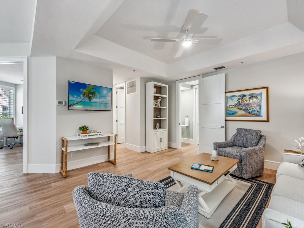 113 Colonade CIR # 202