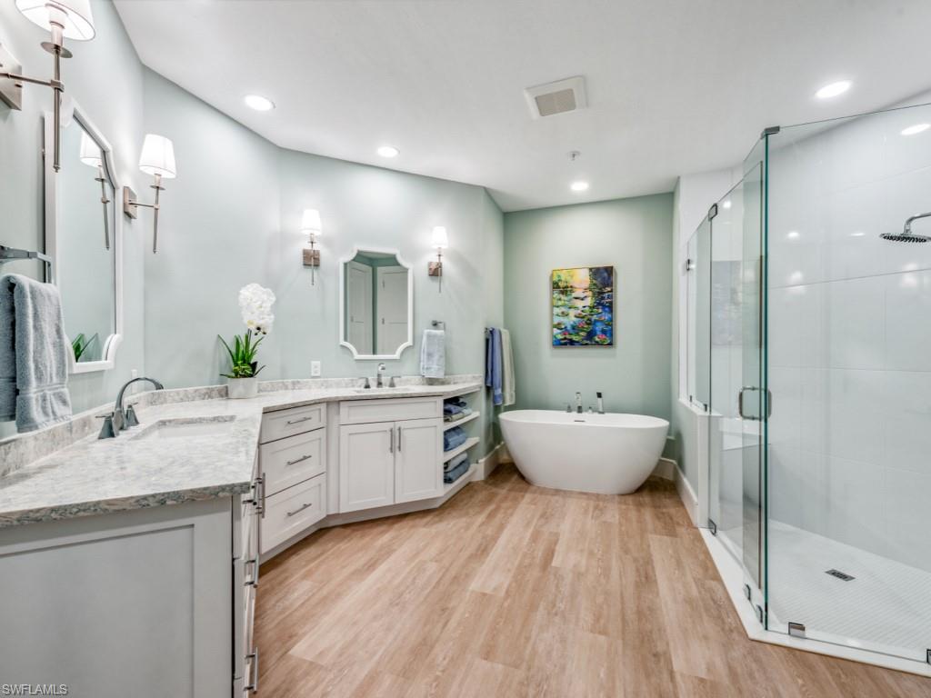 113 Colonade CIR # 202