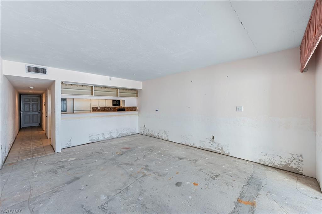 25800 Hickory BLVD # 108